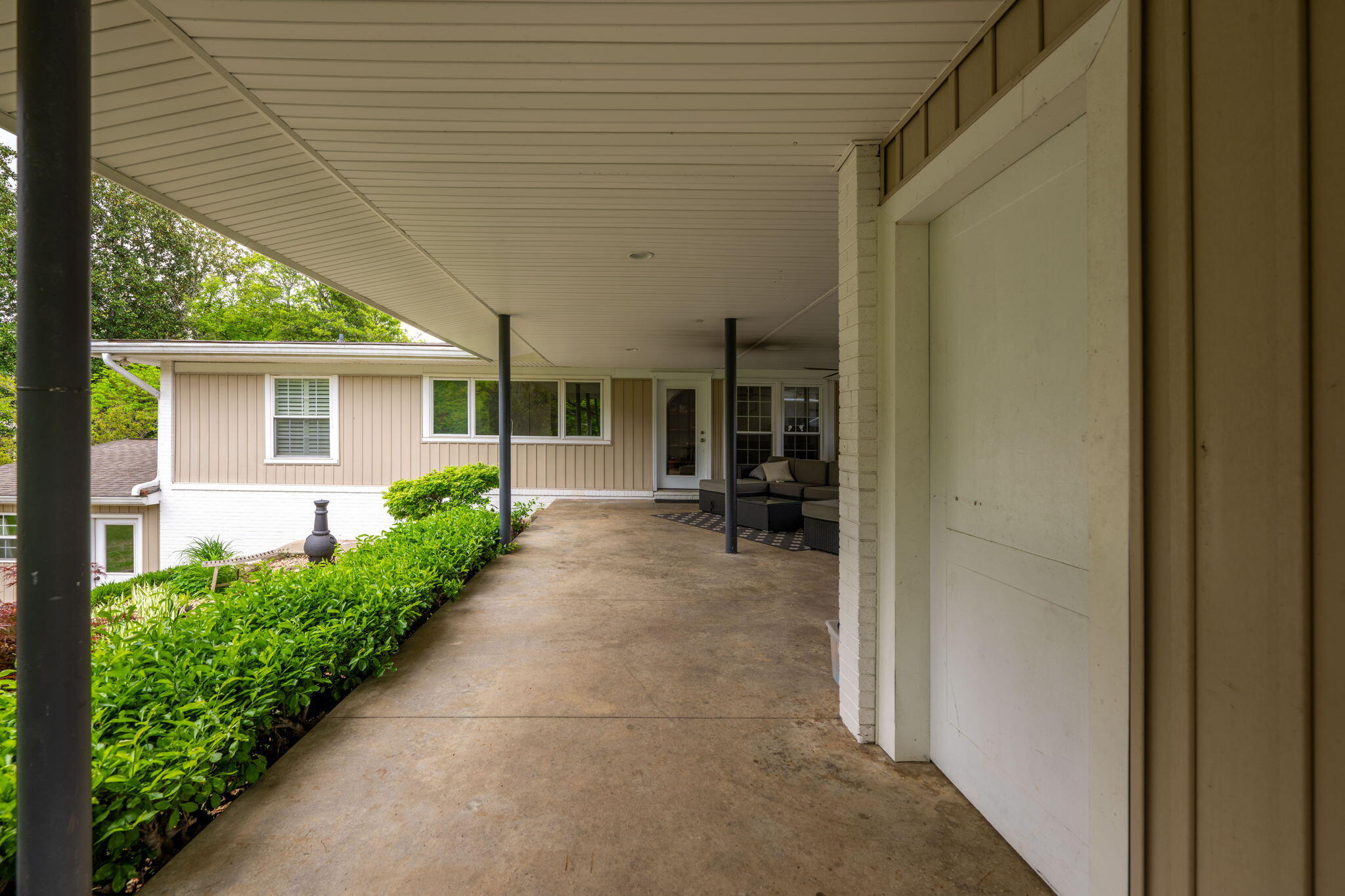 3732 NE Bowman Circle