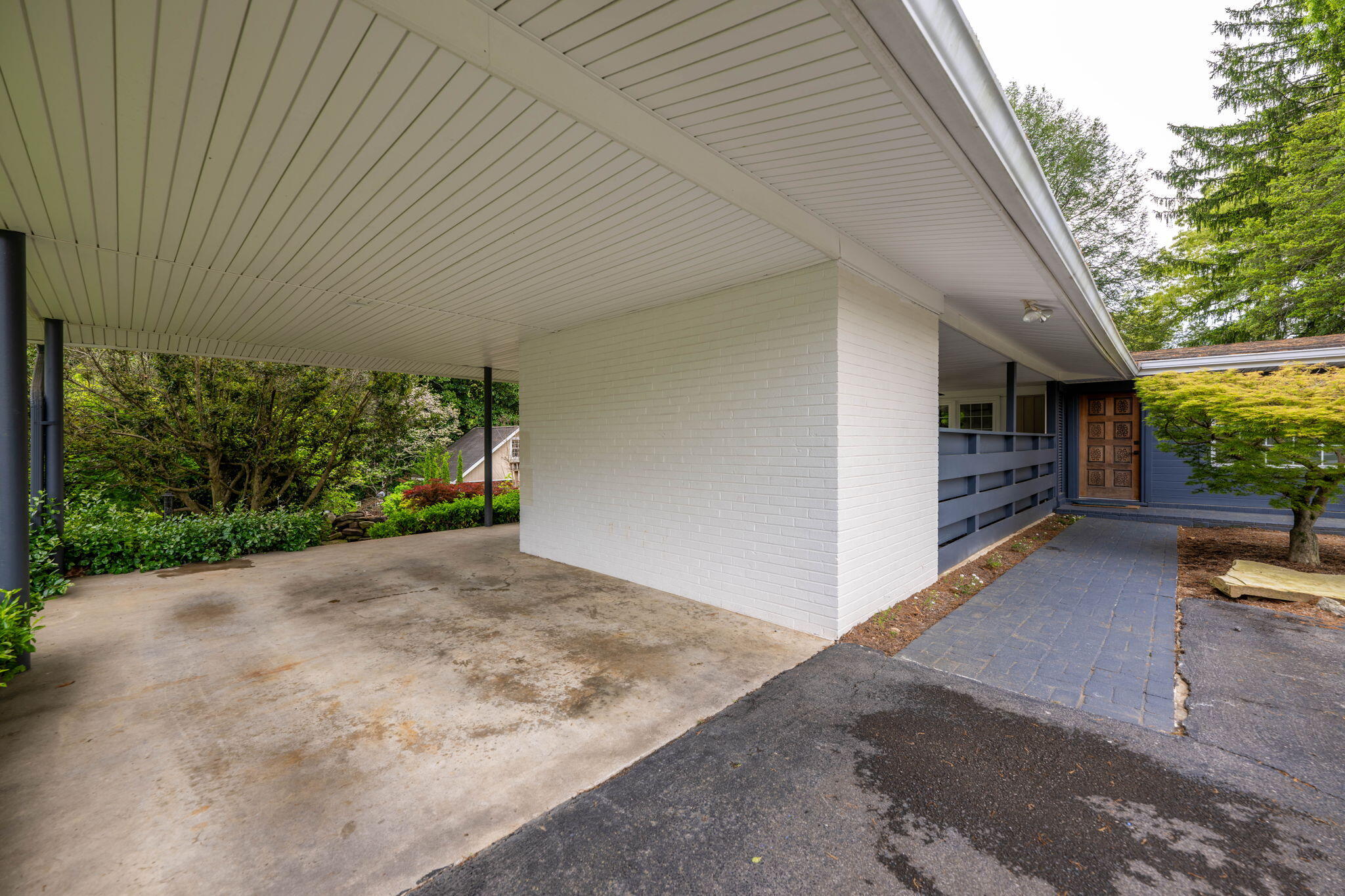 3732 NE Bowman Circle