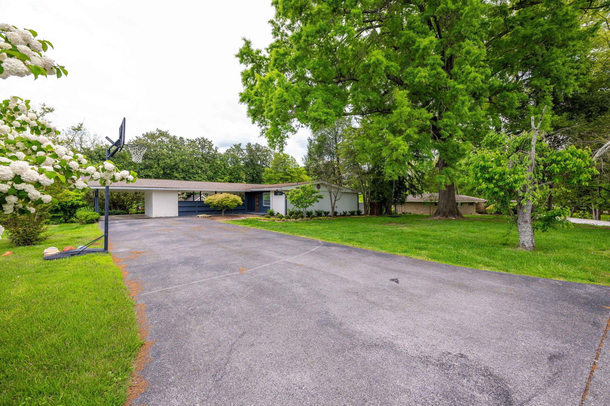 3732 NE Bowman Circle