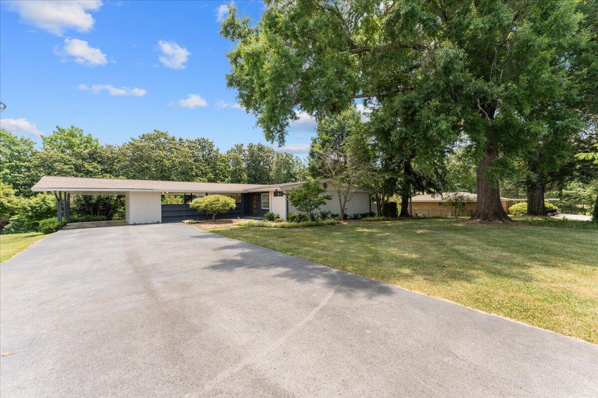 3732 NE Bowman Circle
