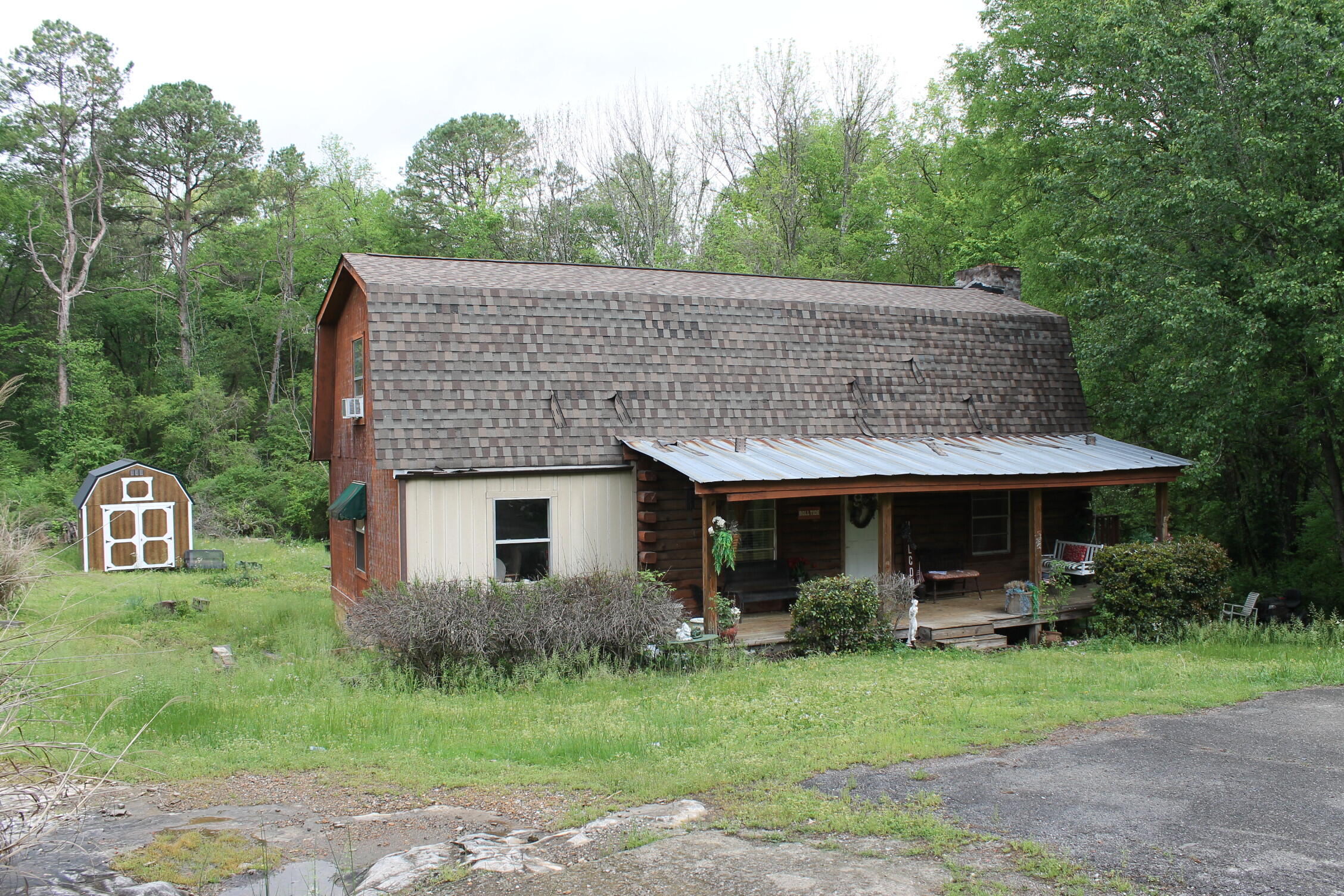 1822 Highway S 341