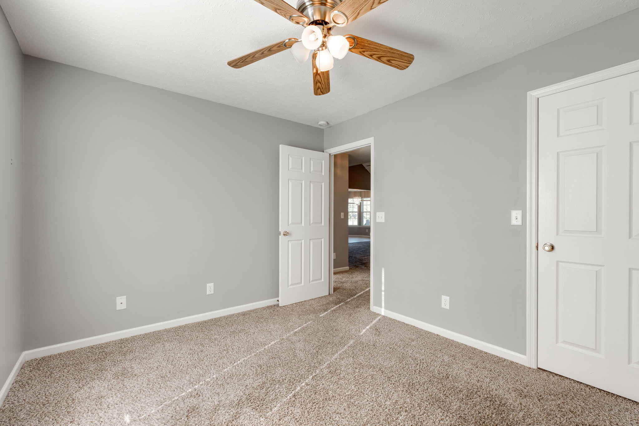 73 Gladstone Drive