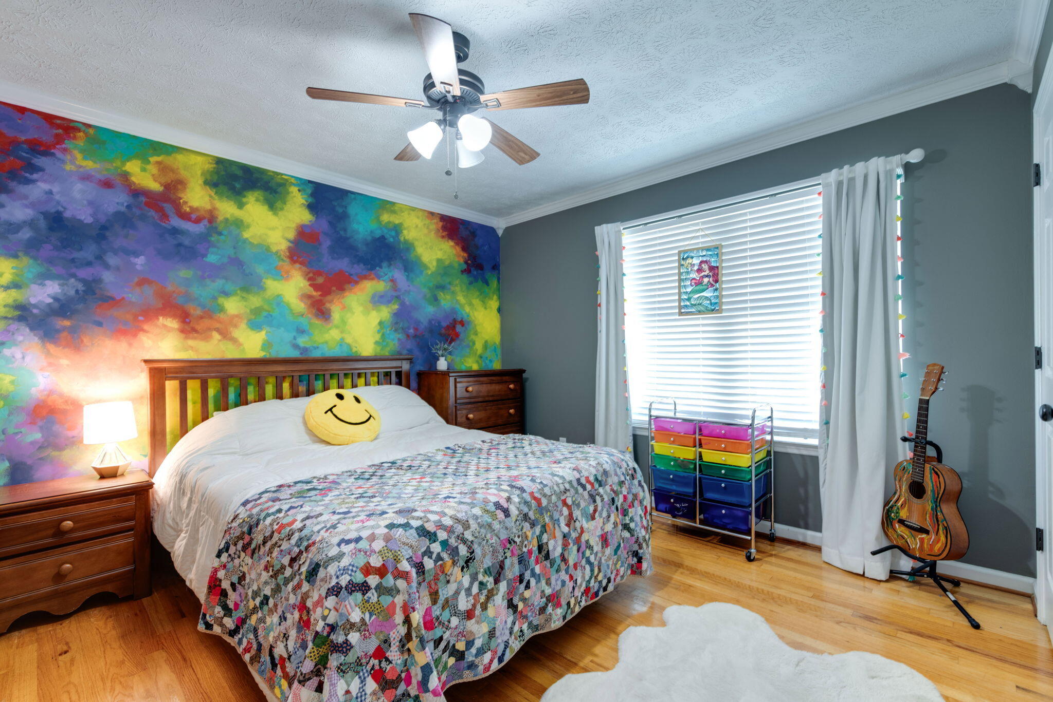 580 Middle View Drive