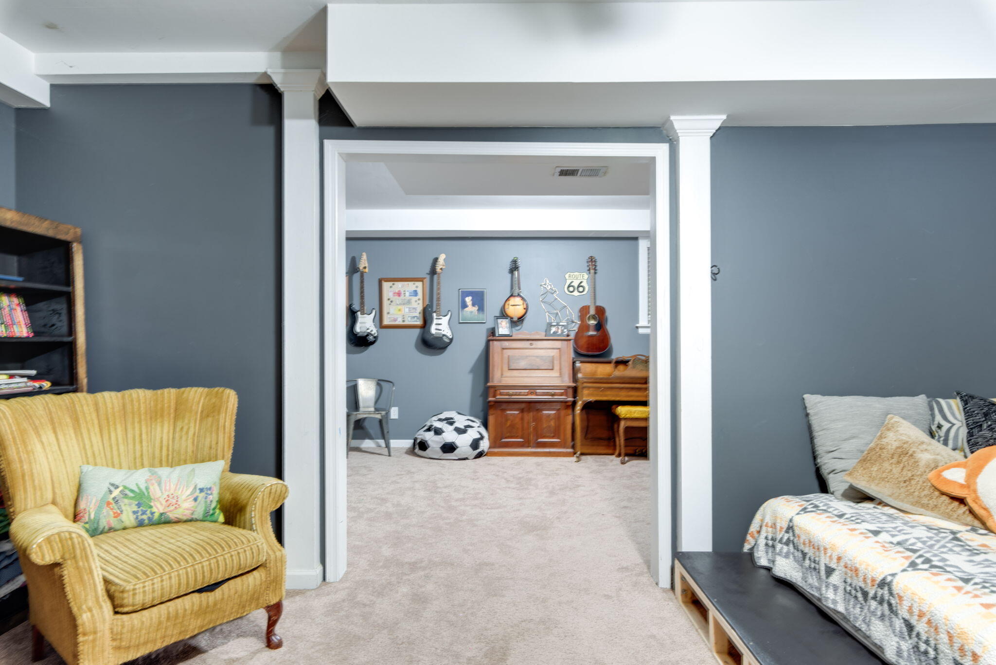 580 Middle View Drive