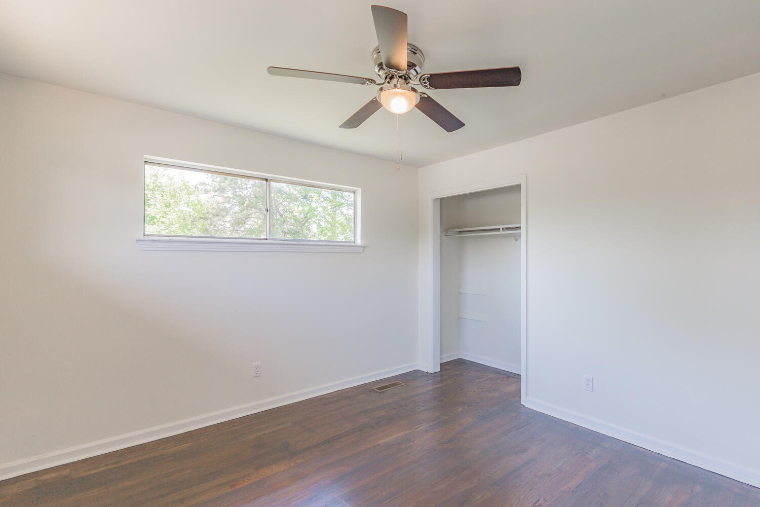 5016 Mimosa Circle