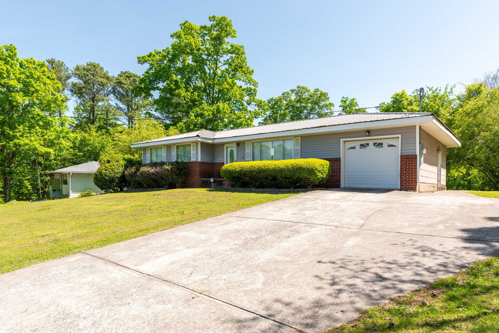 273 Crest Drive