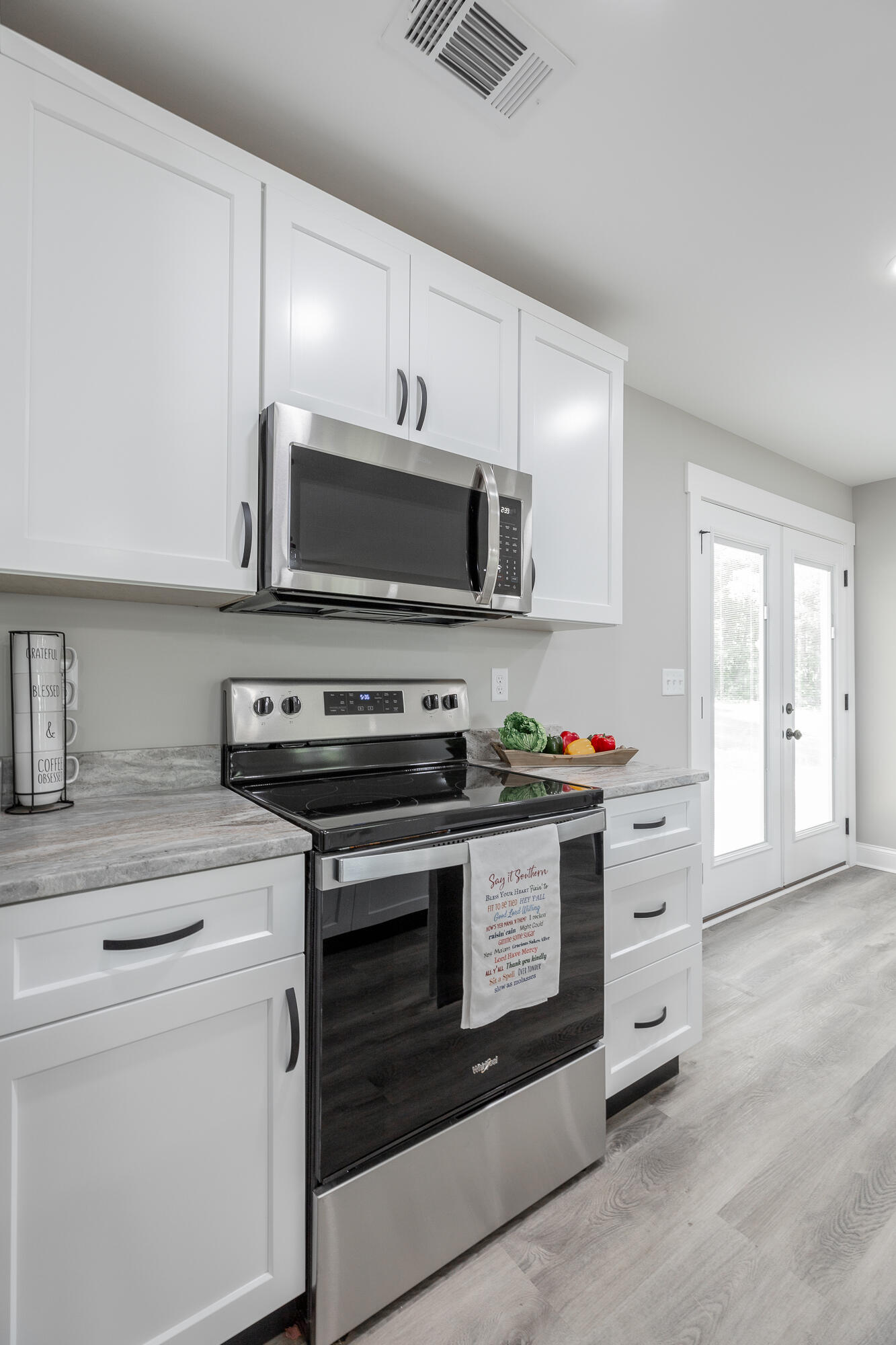 653 Bradley Avenue, LaFayette