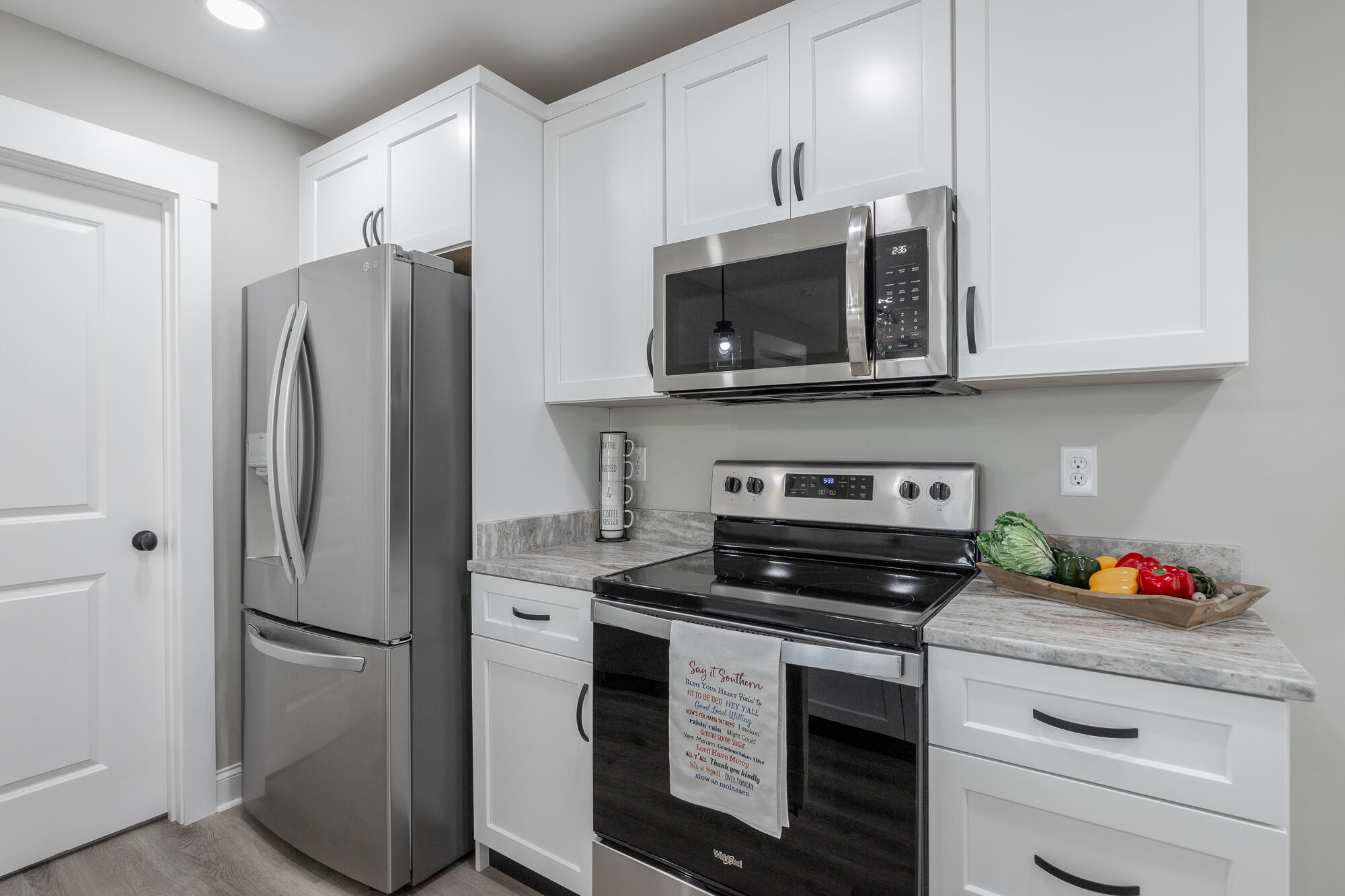 653 Bradley Avenue, LaFayette