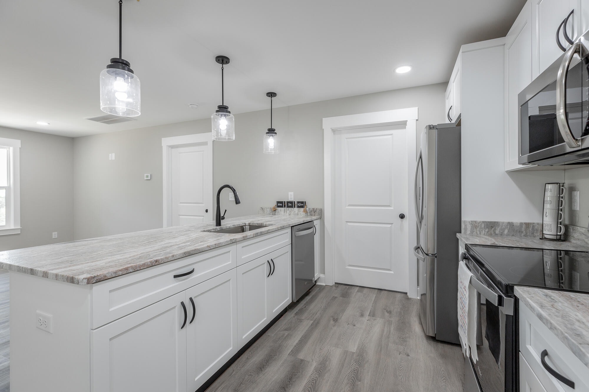 653 Bradley Avenue, LaFayette