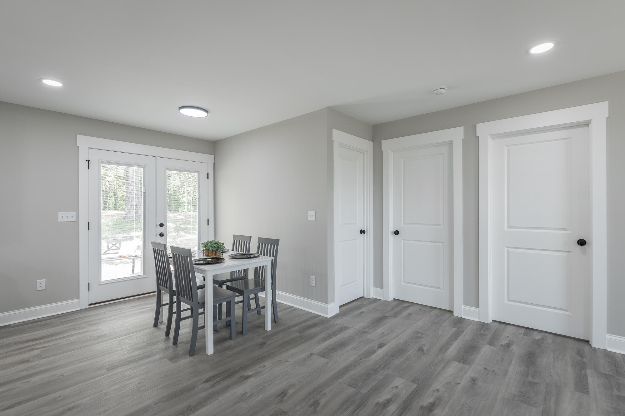 653 Bradley Avenue, LaFayette