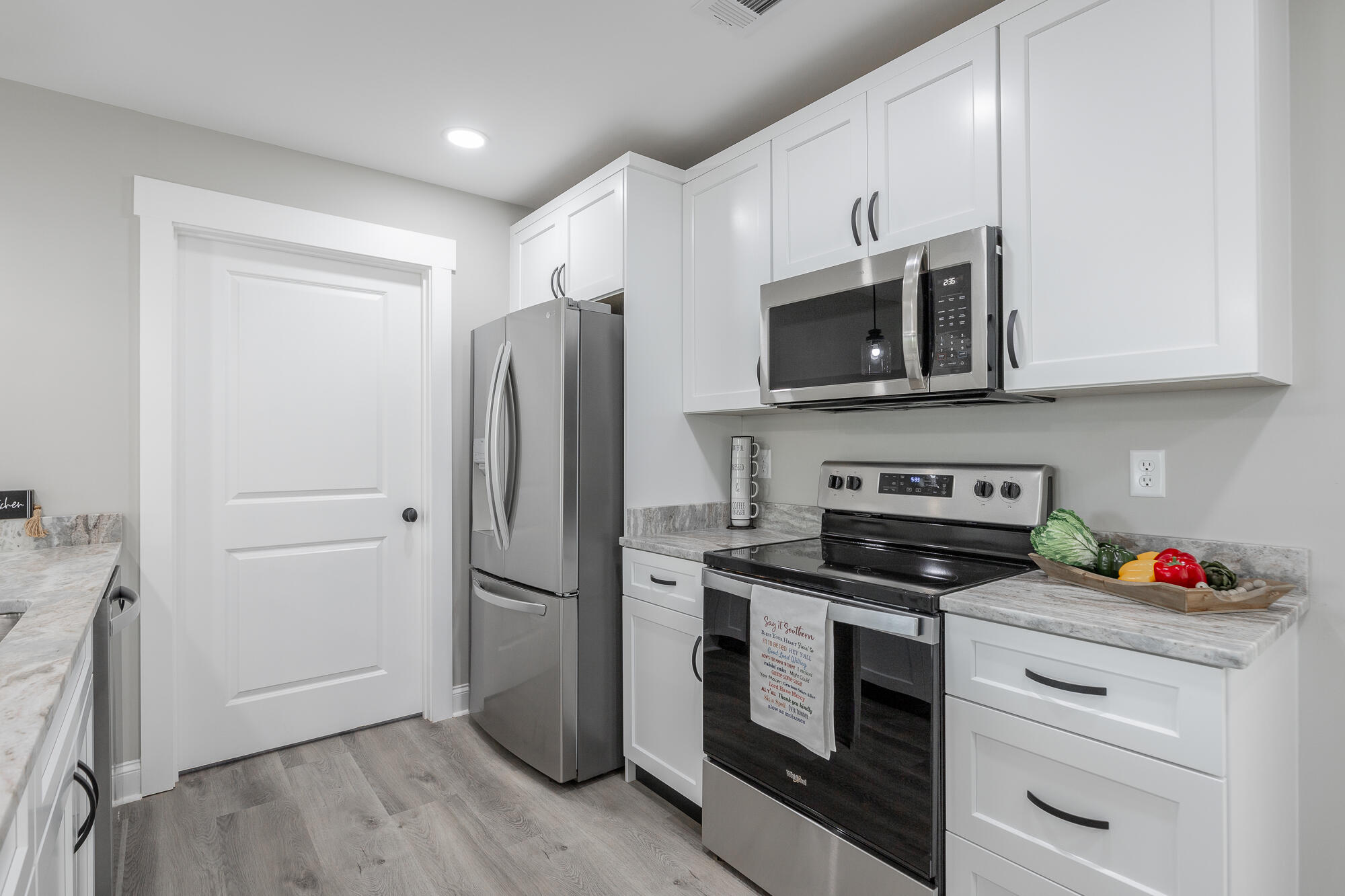 653 Bradley Avenue, LaFayette