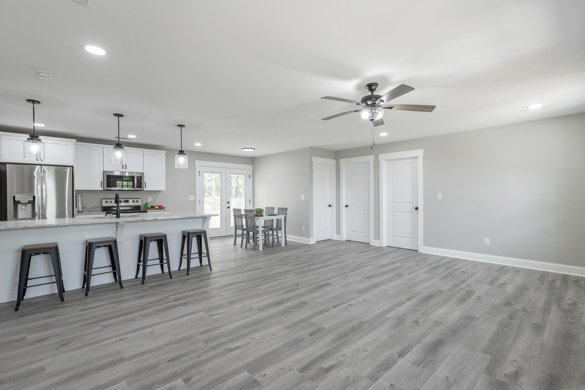 653 Bradley Avenue, LaFayette