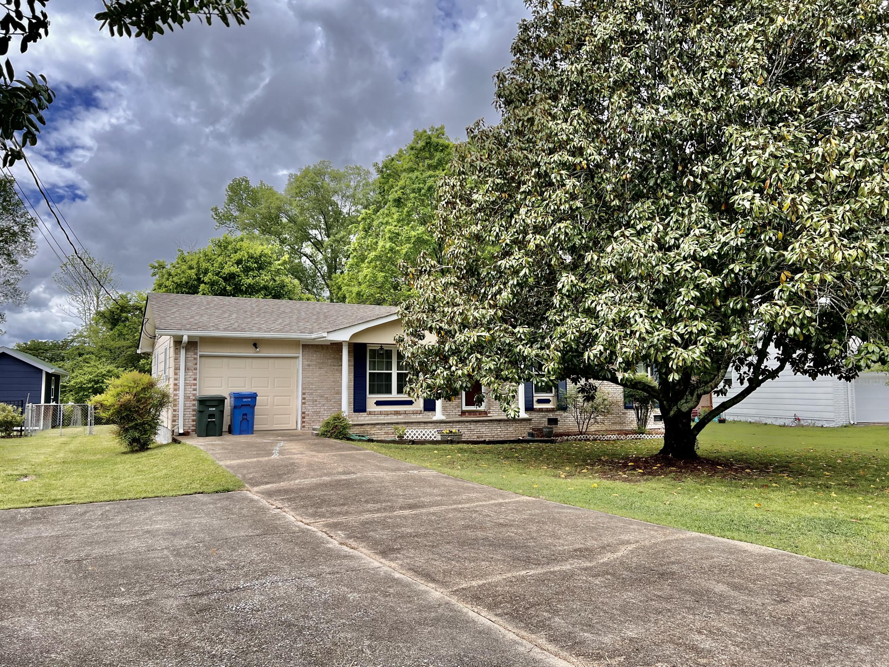 1115 Mcnichol Lane