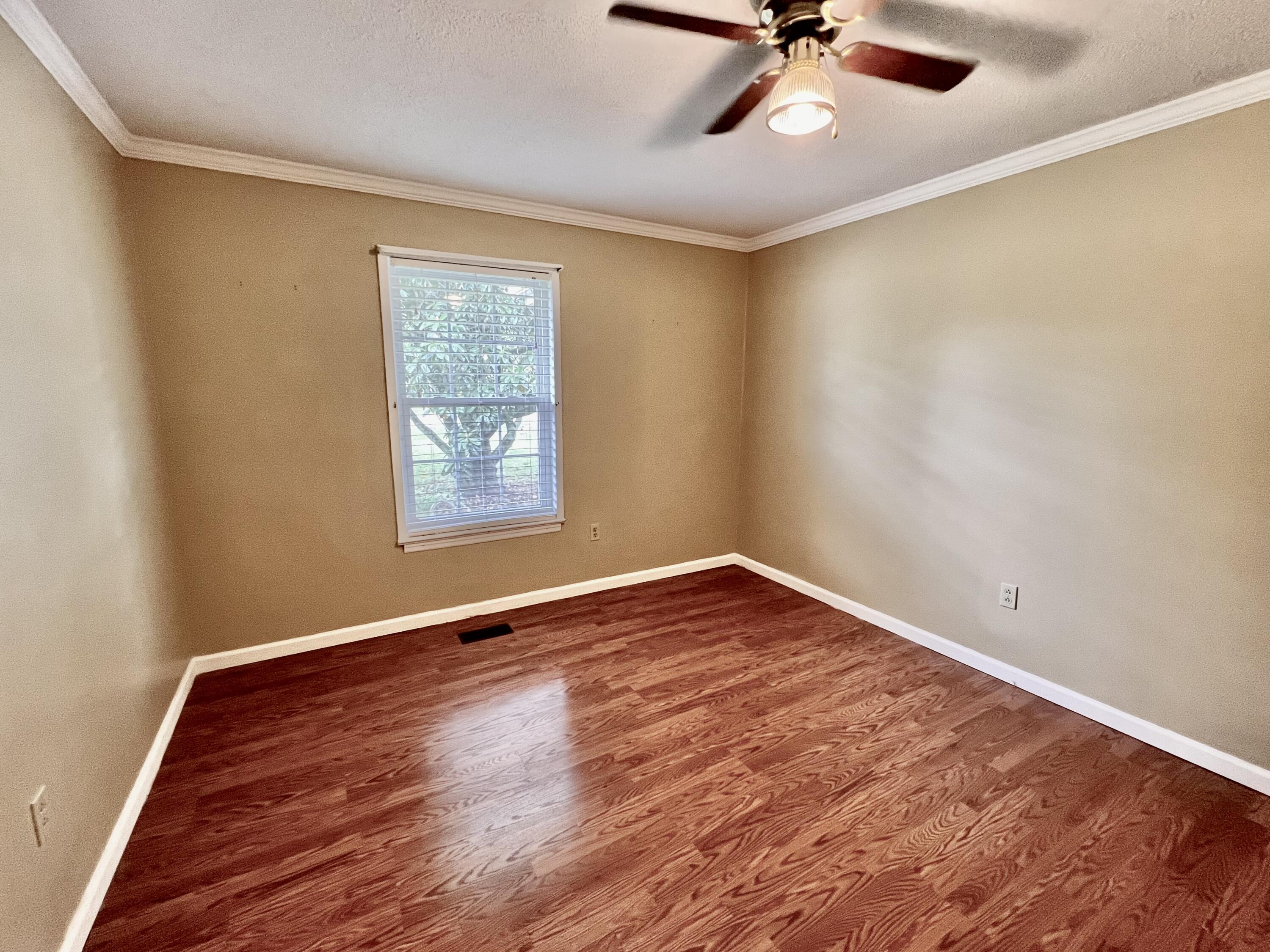 1115 Mcnichol Lane
