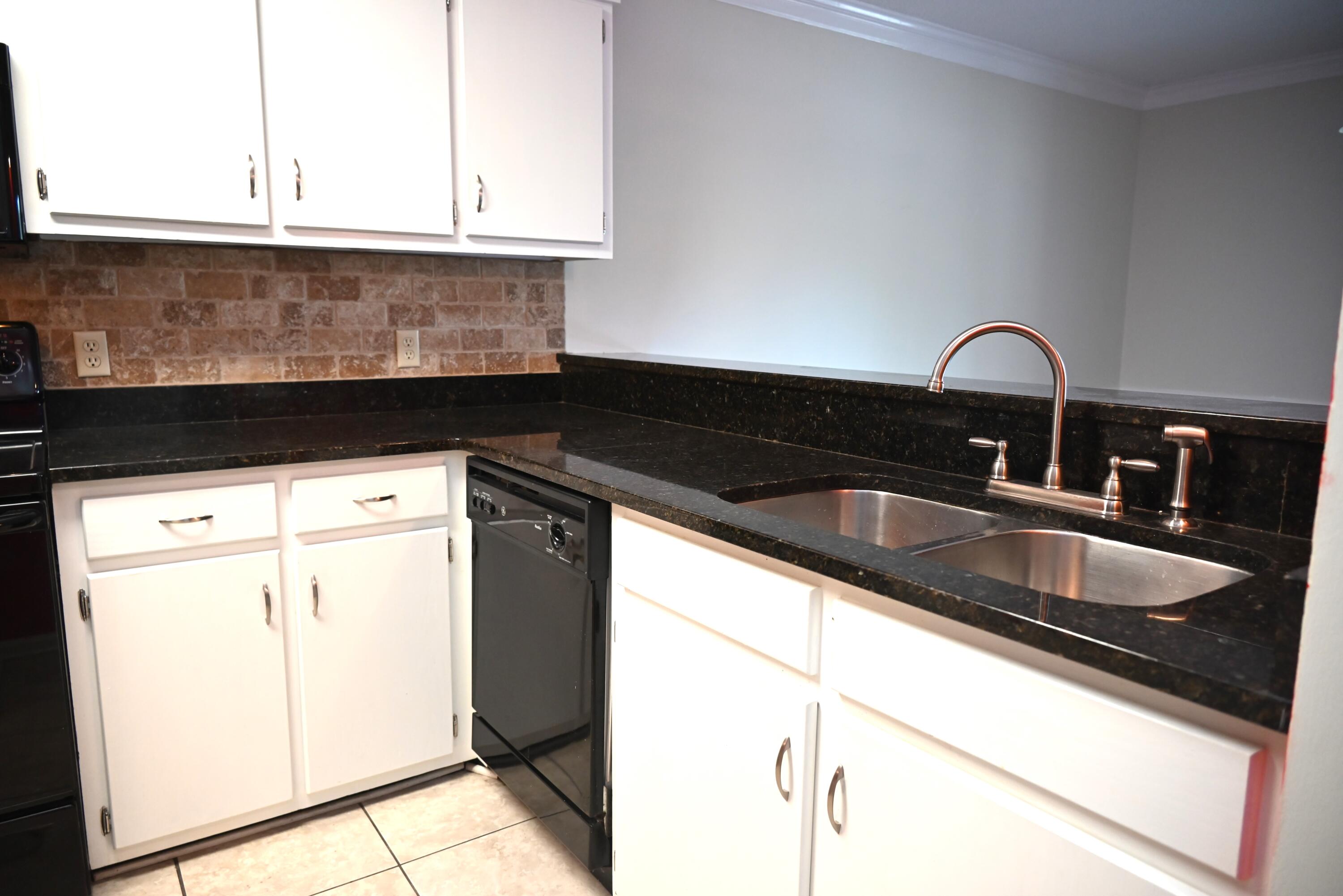 406 S Thornton Avenue, Apt 4