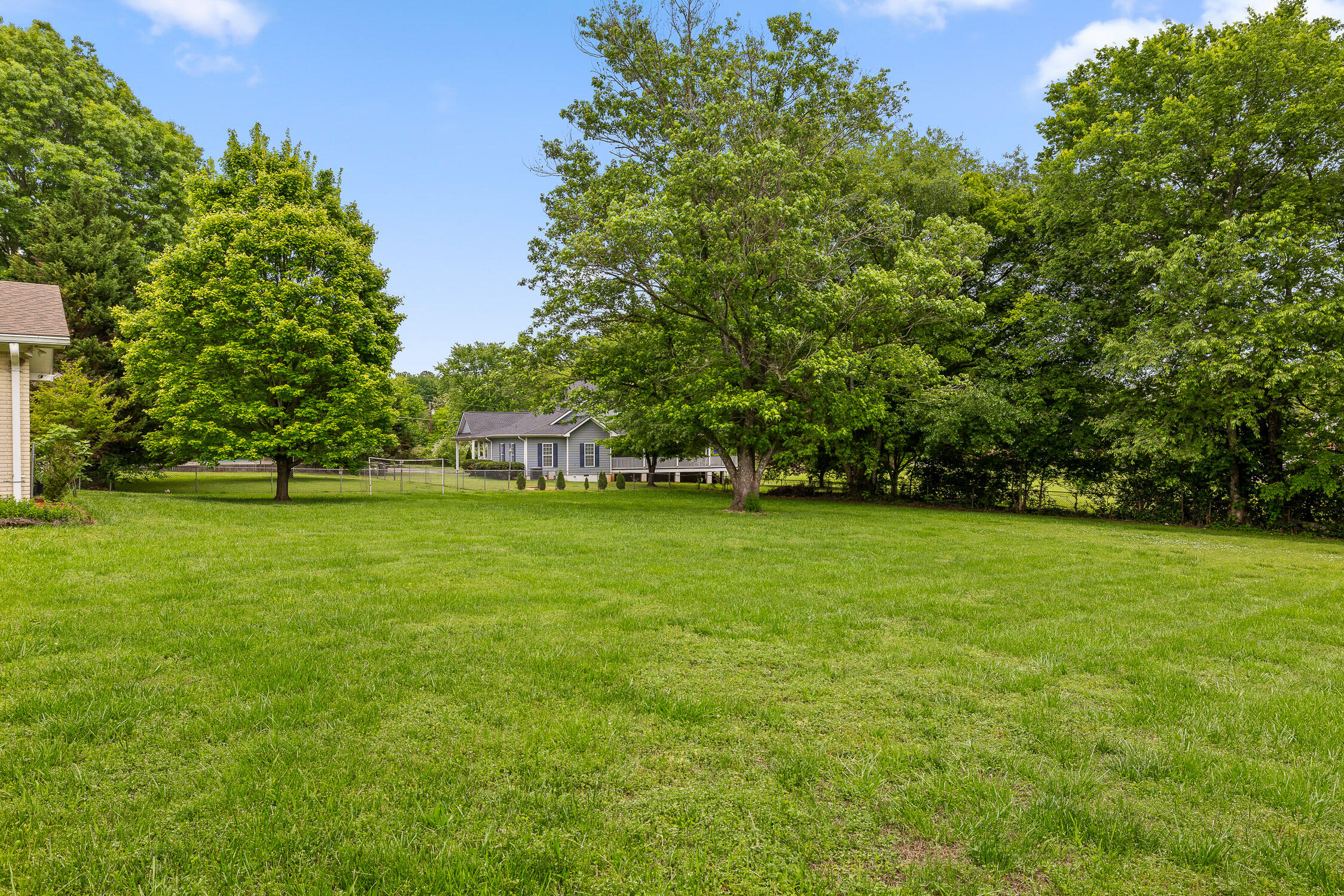 2026 Hickory Valley Road