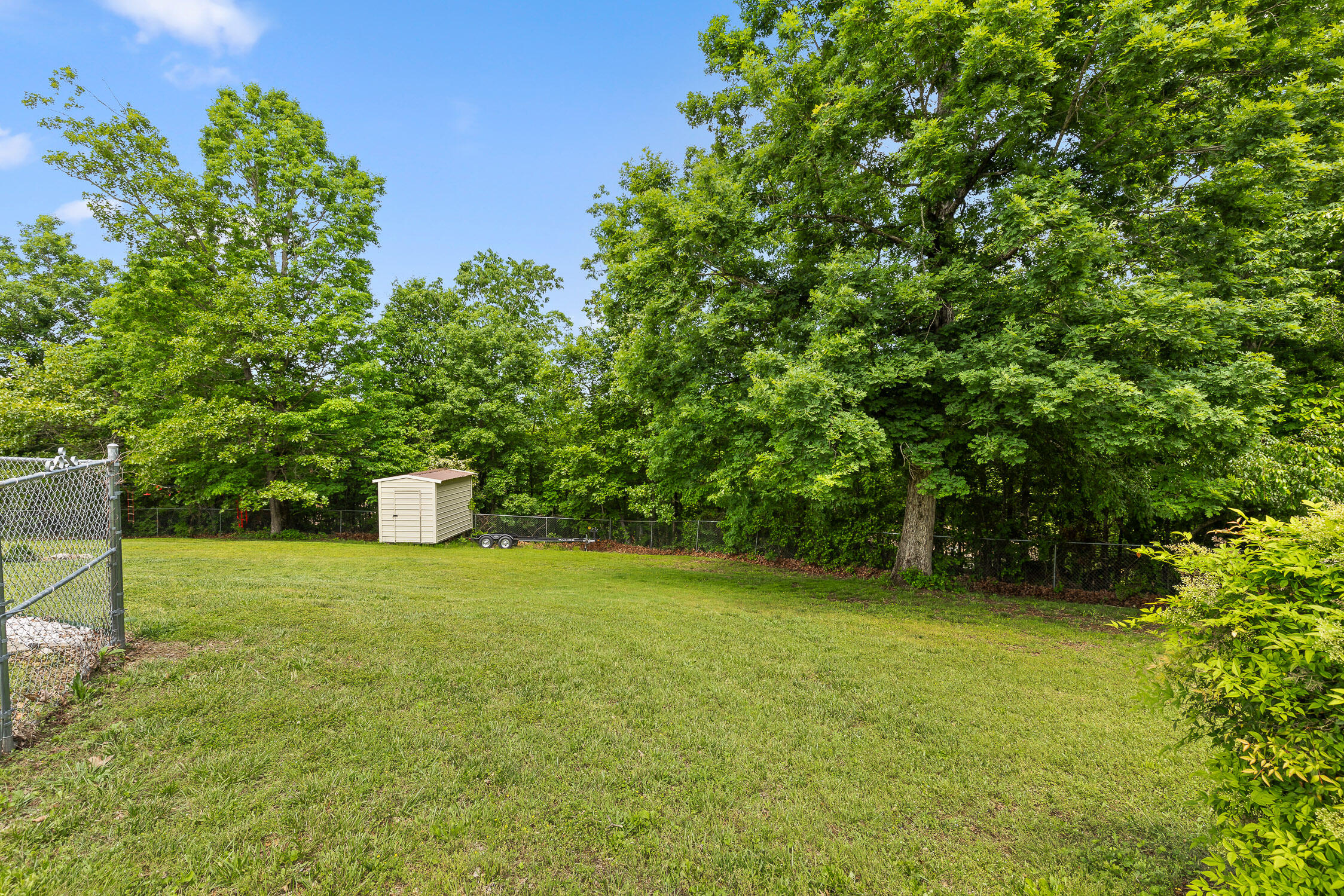 7001 Windcrest Lane