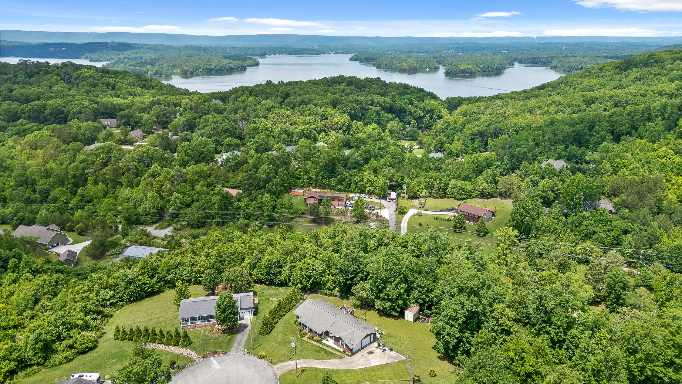 7001 Windcrest Lane
