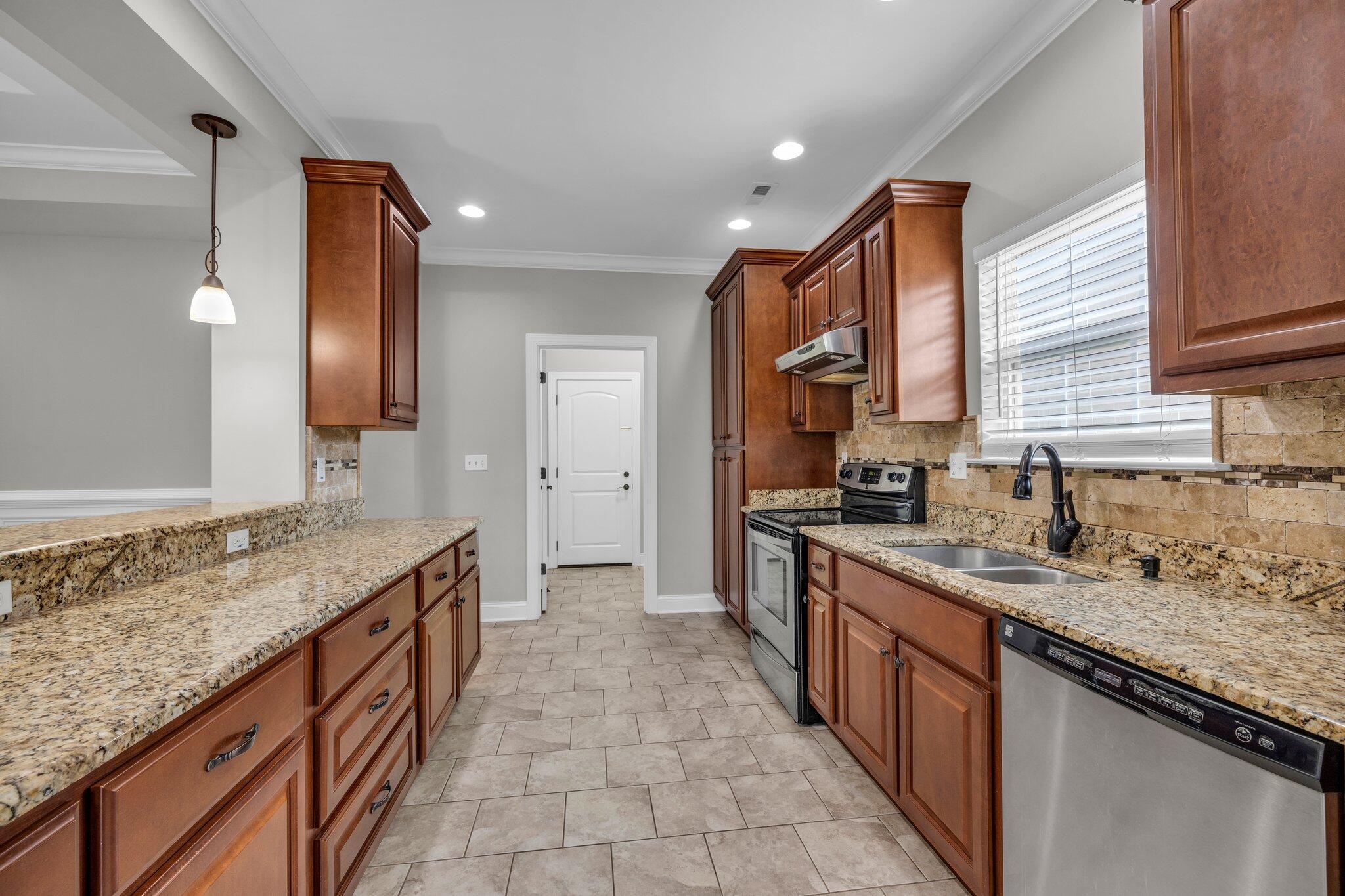 5340 Mandarin Circle