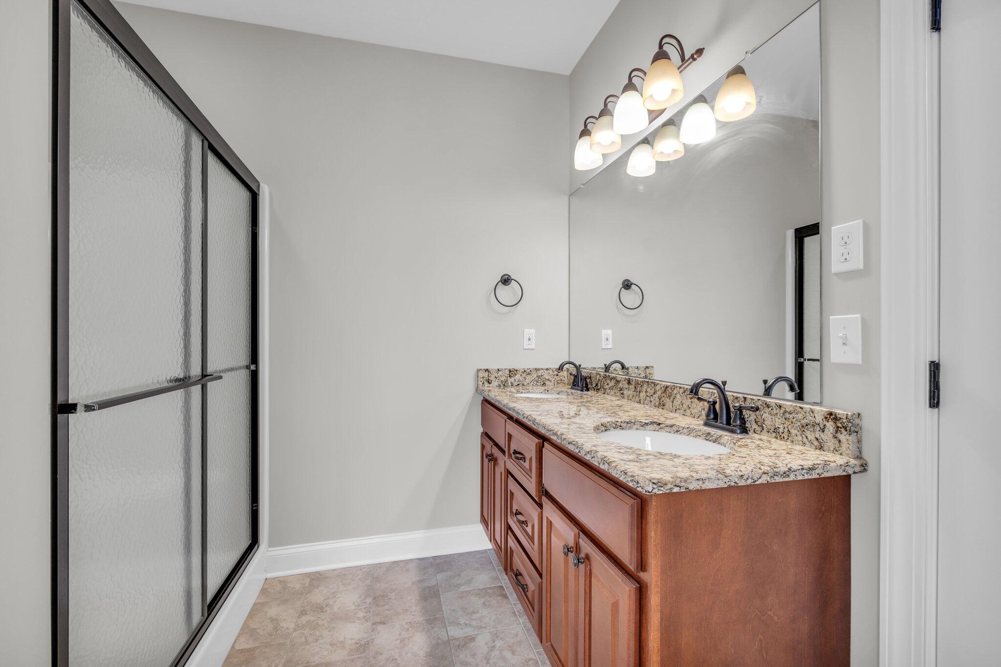 5340 Mandarin Circle