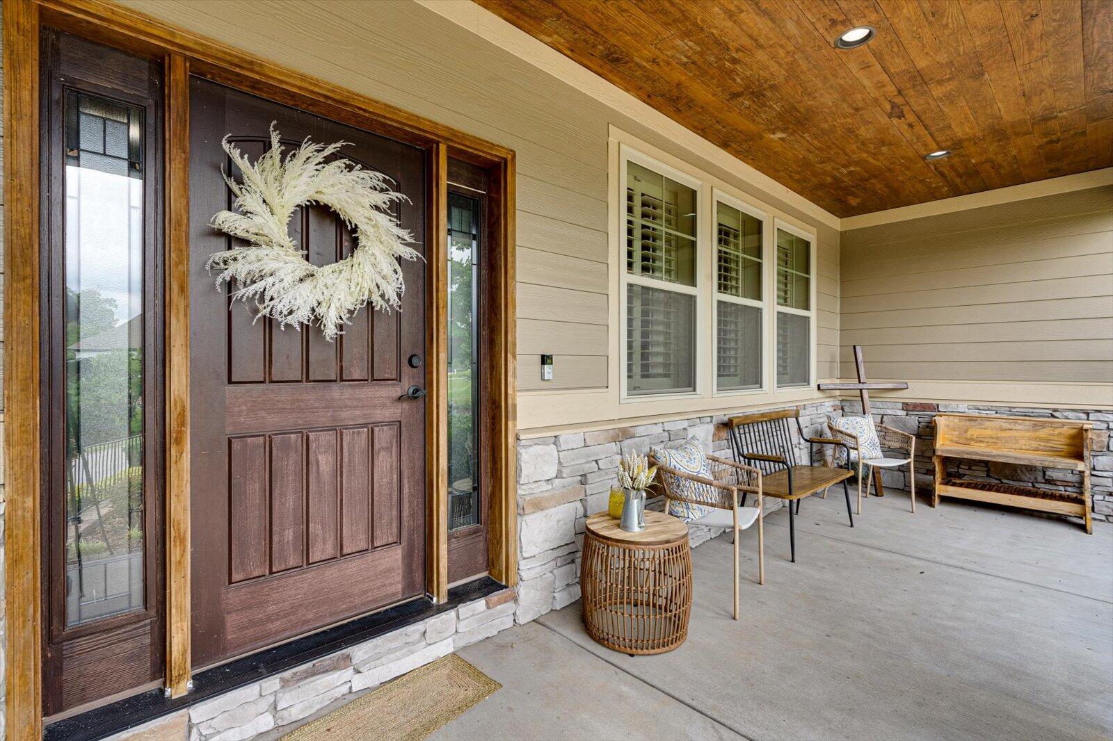 7325 Sweet Magnolia Lane
