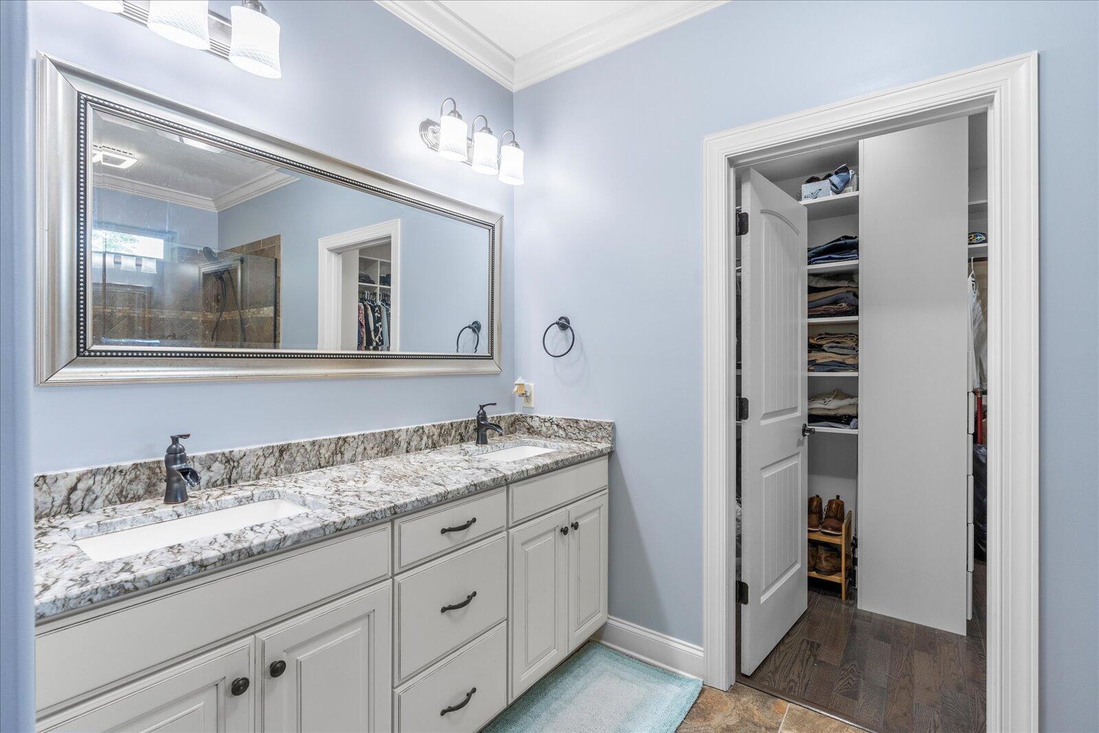 7325 Sweet Magnolia Lane