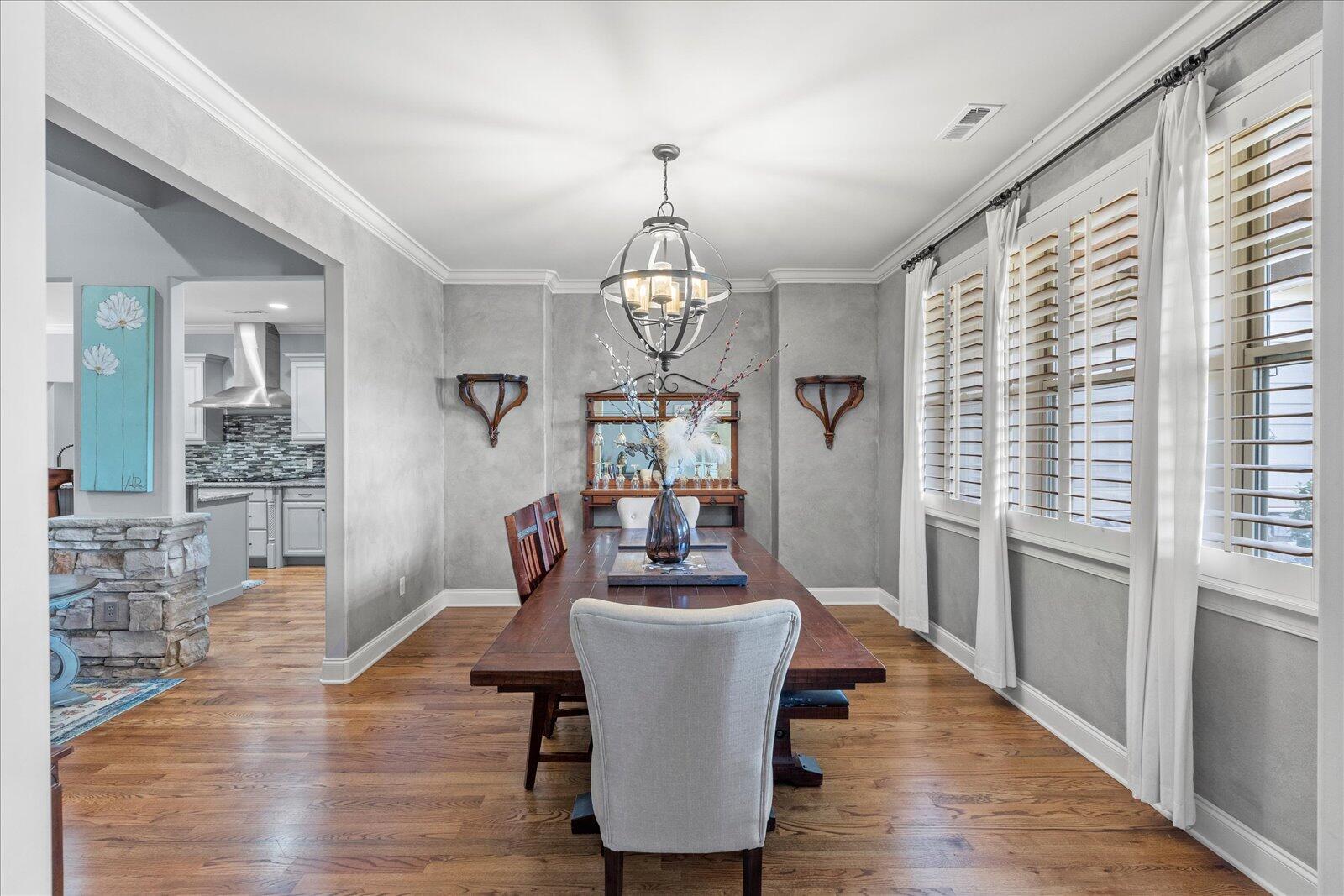 7325 Sweet Magnolia Lane