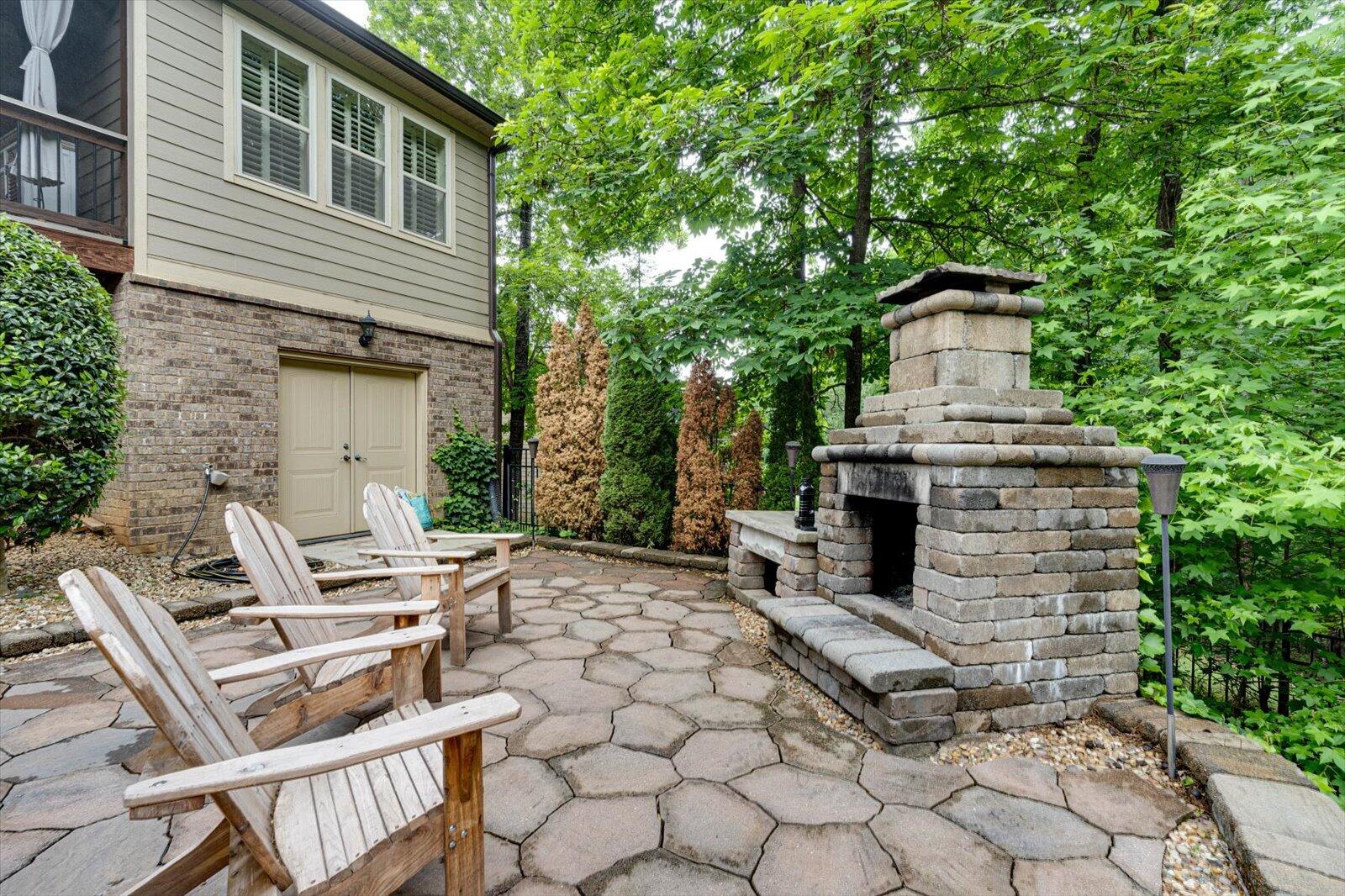 7325 Sweet Magnolia Lane