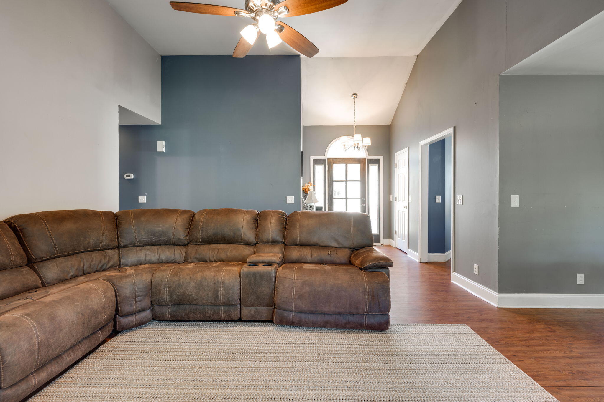 1806 Glenbrook Place