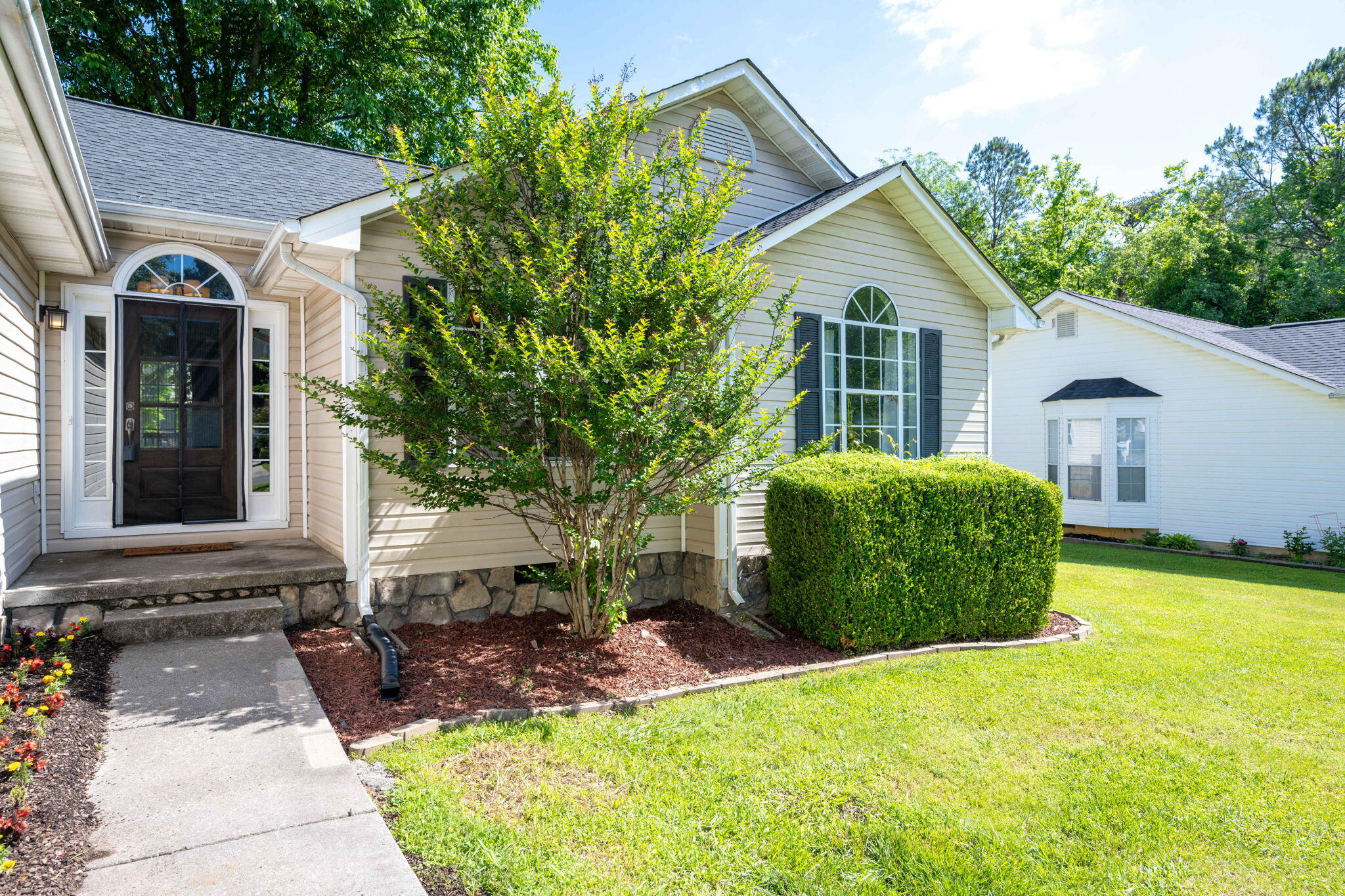 1806 Glenbrook Place