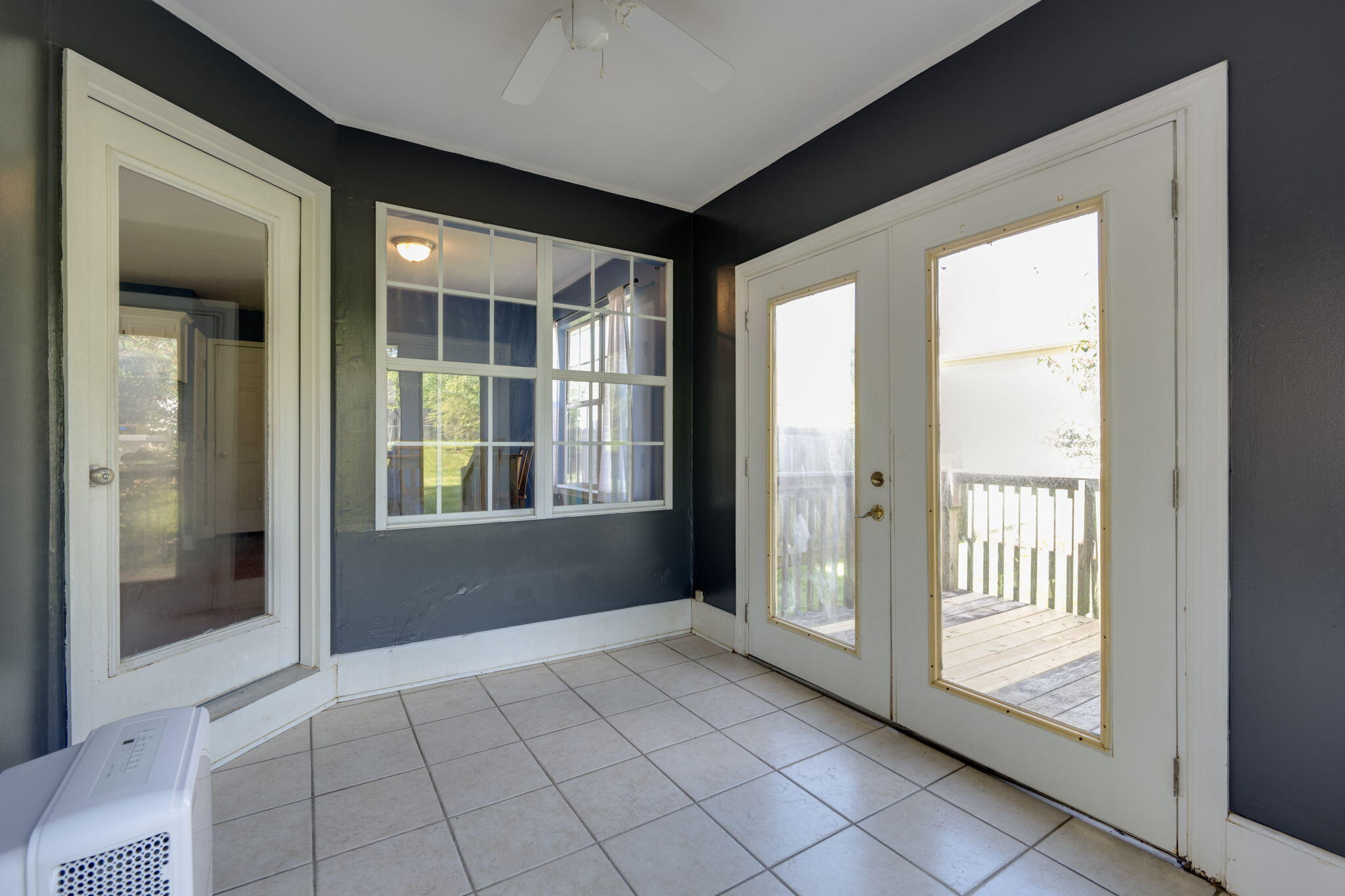 1806 Glenbrook Place