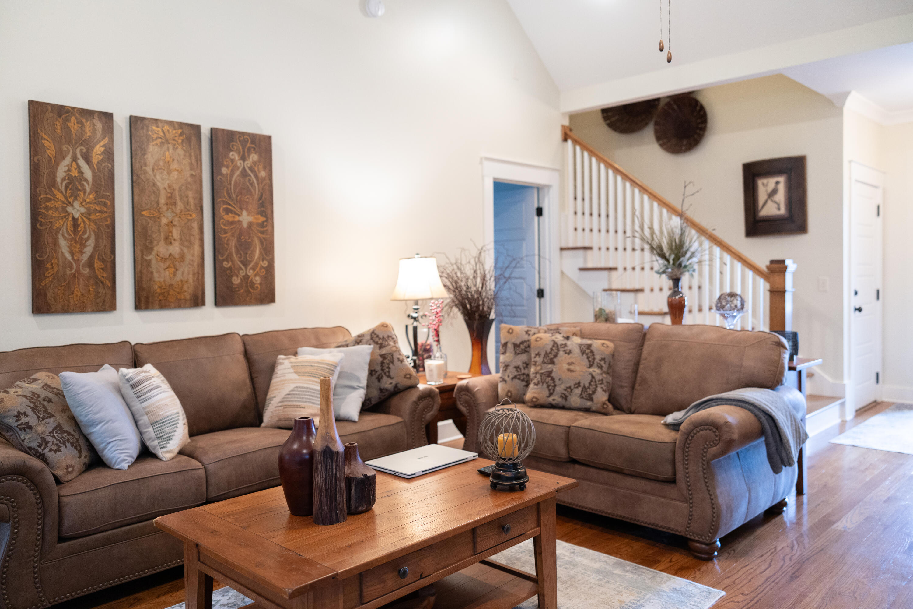 8217 Robertsview Drive