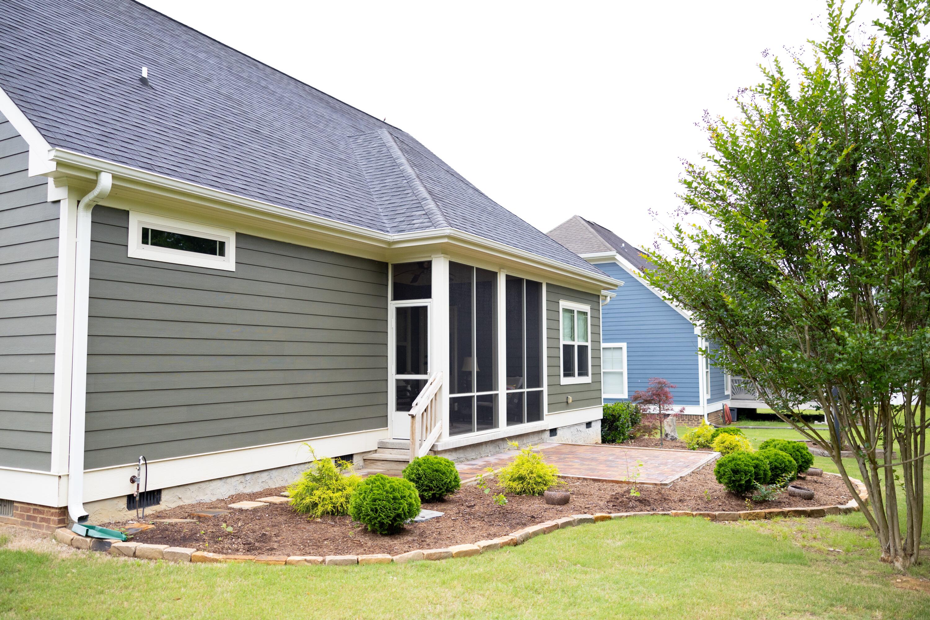 8217 Robertsview Drive