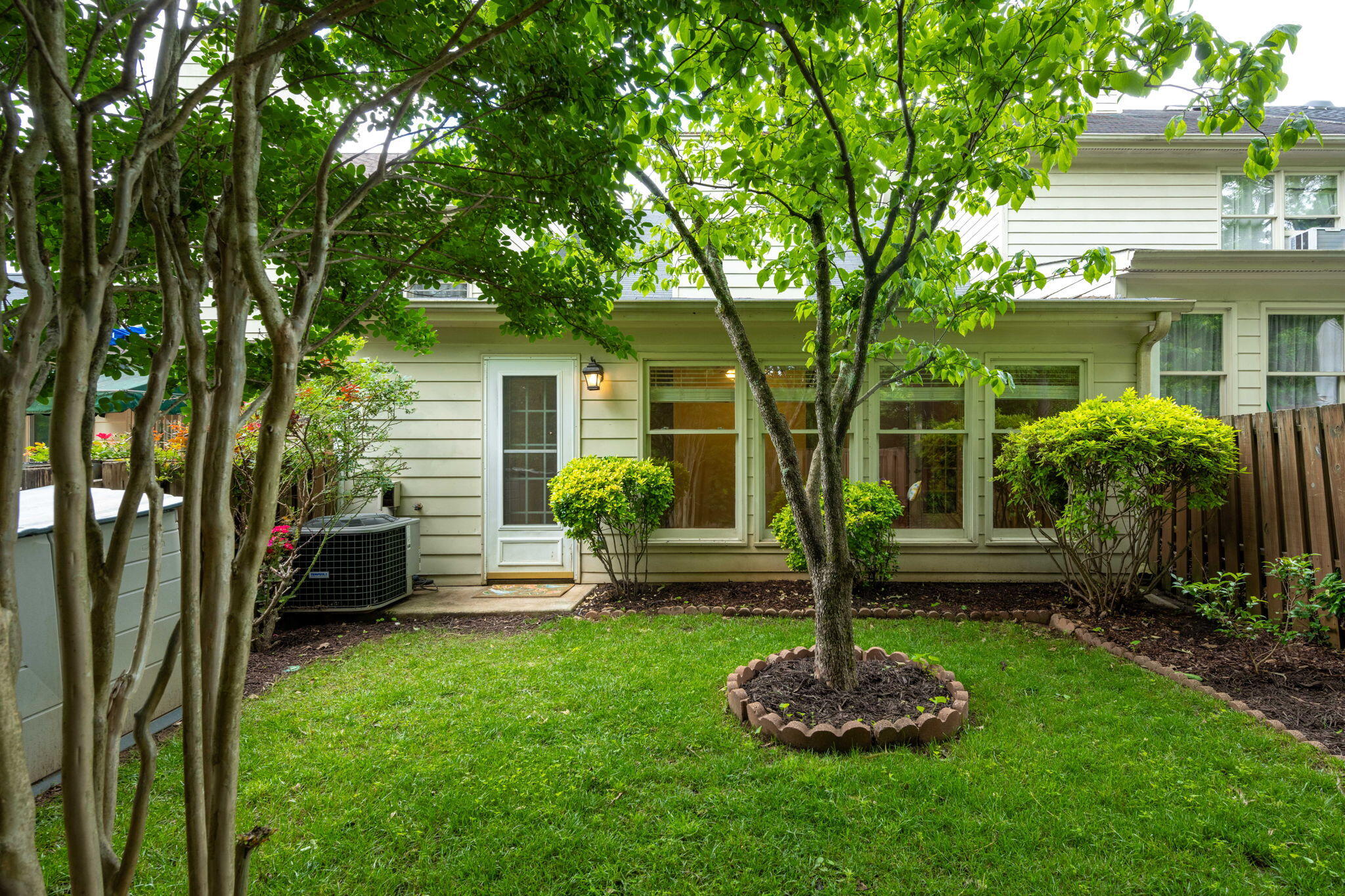 6738 Hickory Manor Circle