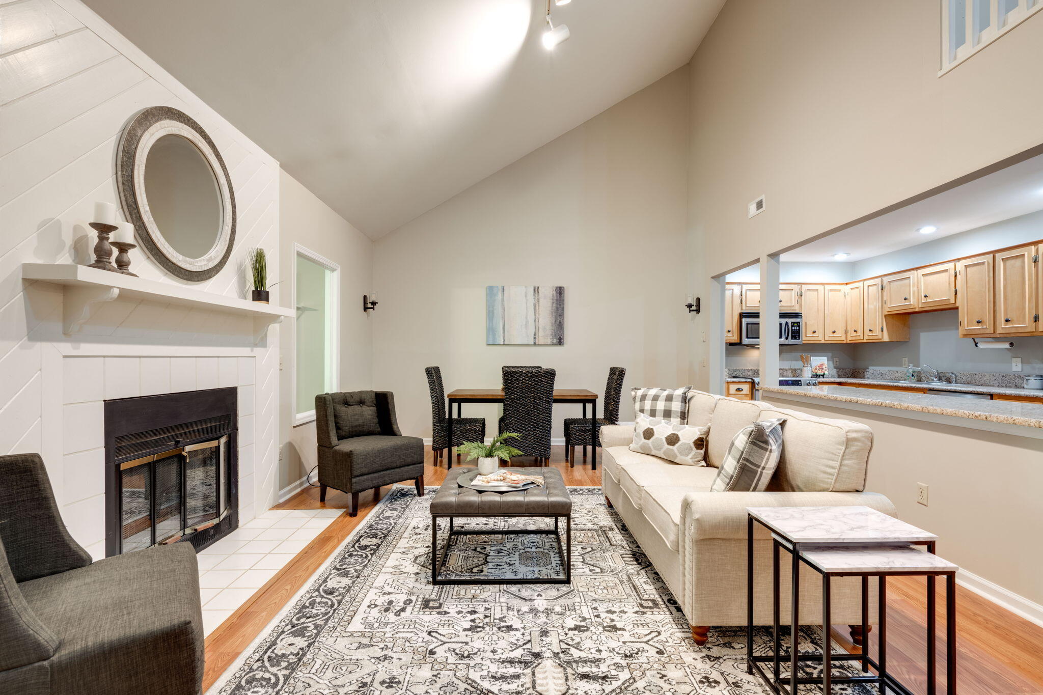 6738 Hickory Manor Circle