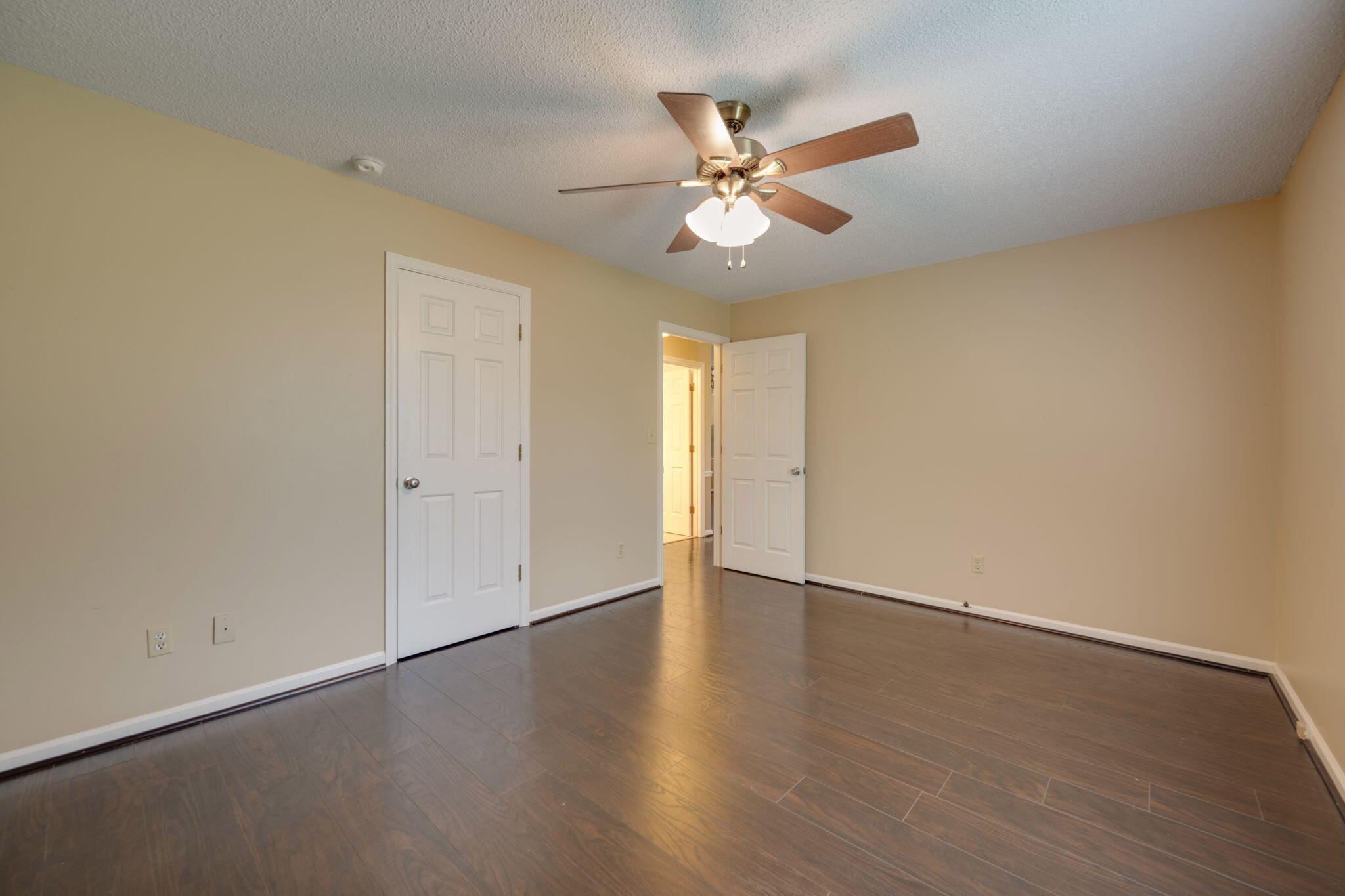 7029 Cedar Crest Circle