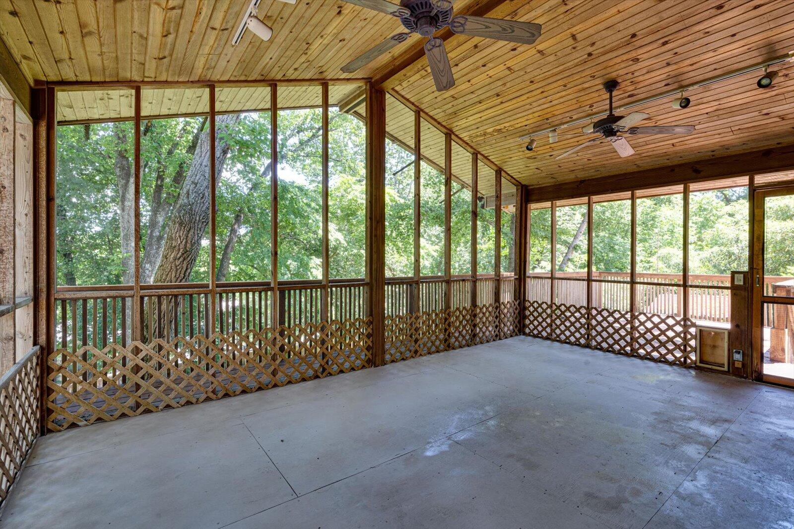 429 Kingsridge Drive