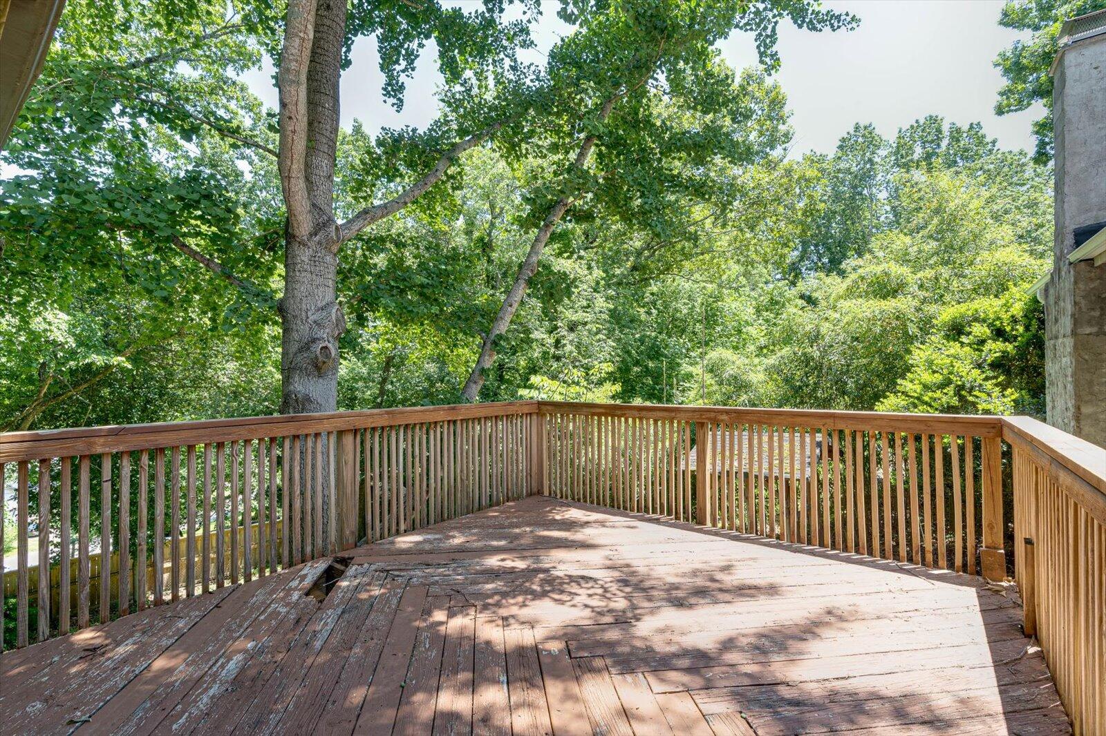429 Kingsridge Drive