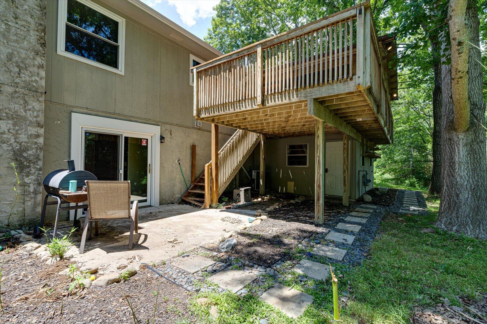 429 Kingsridge Drive