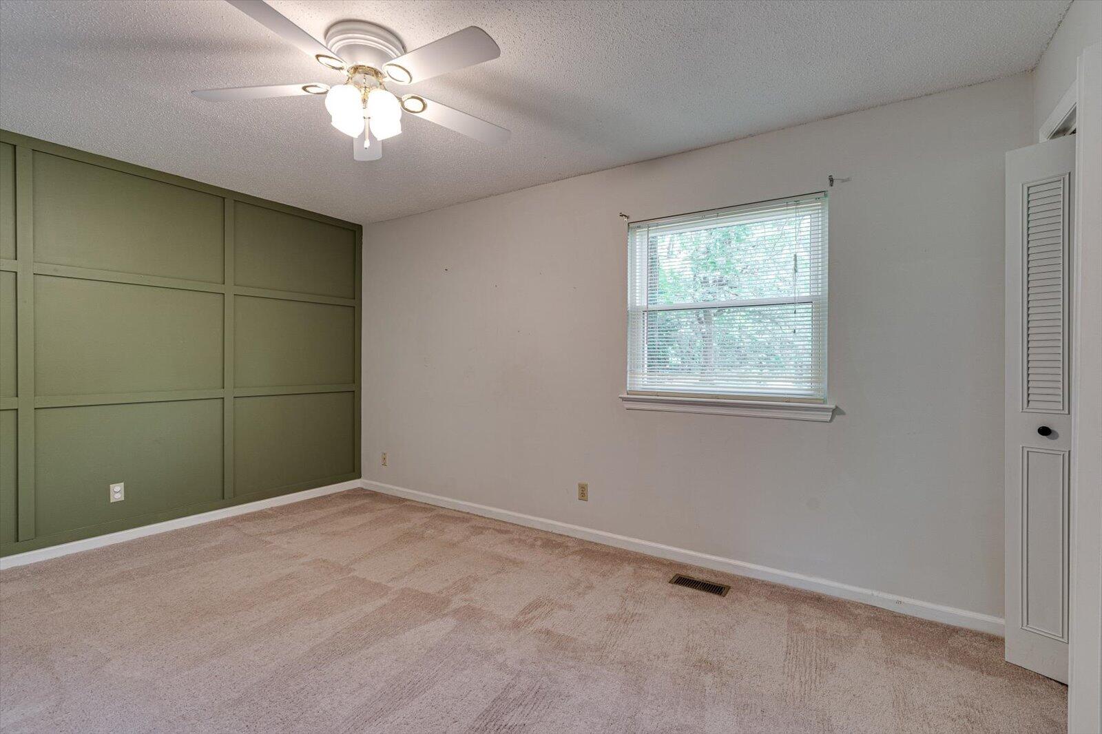 429 Kingsridge Drive