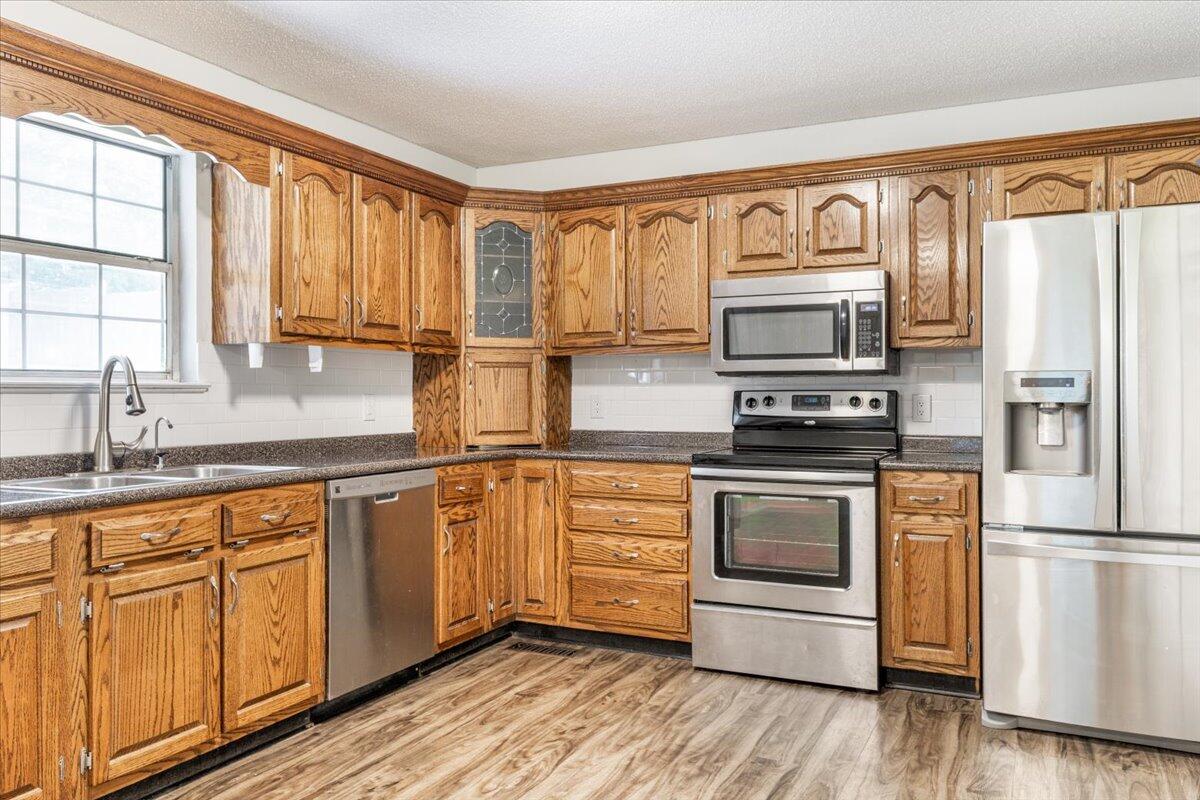 4508 Kings Lake Court
