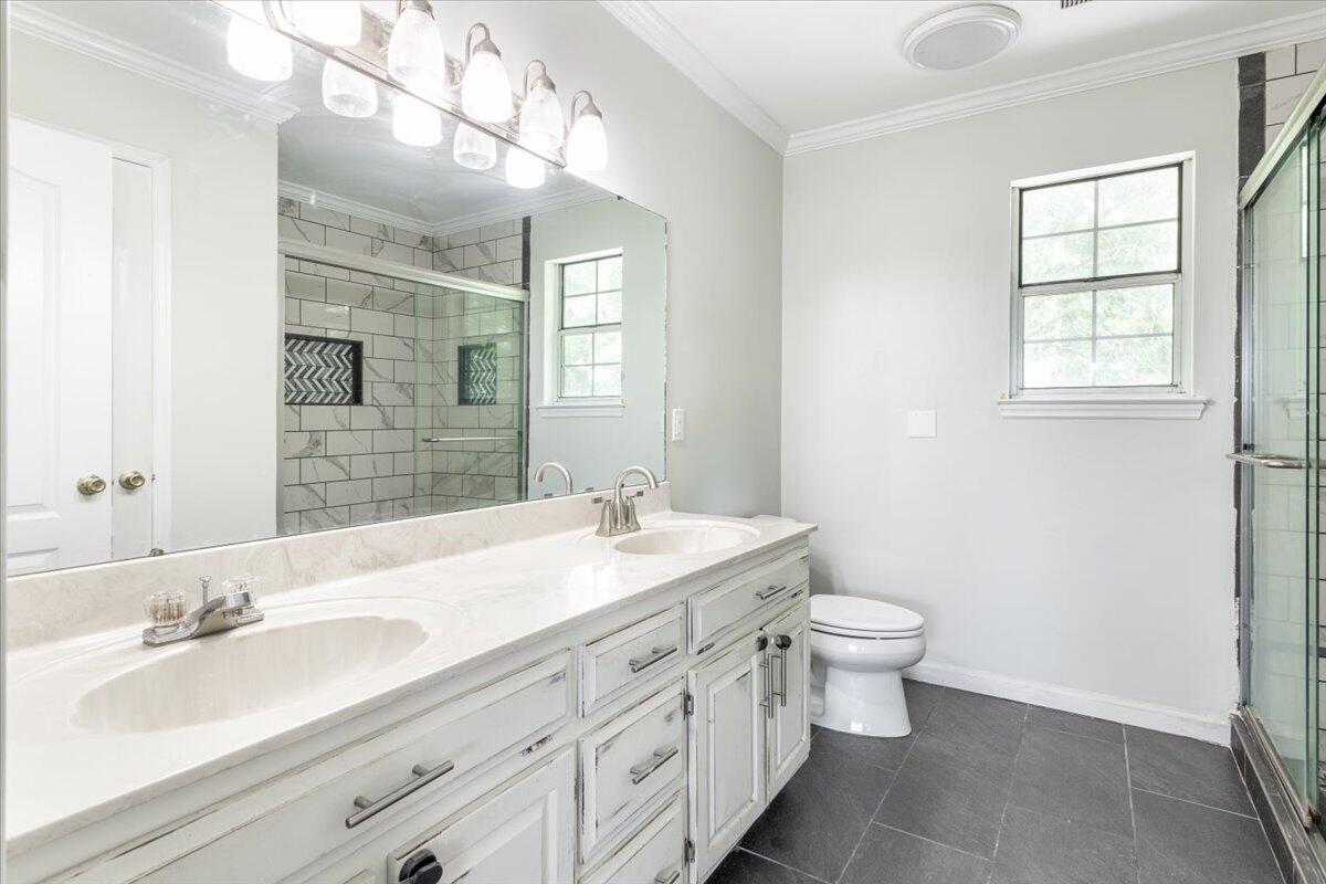 4508 Kings Lake Court