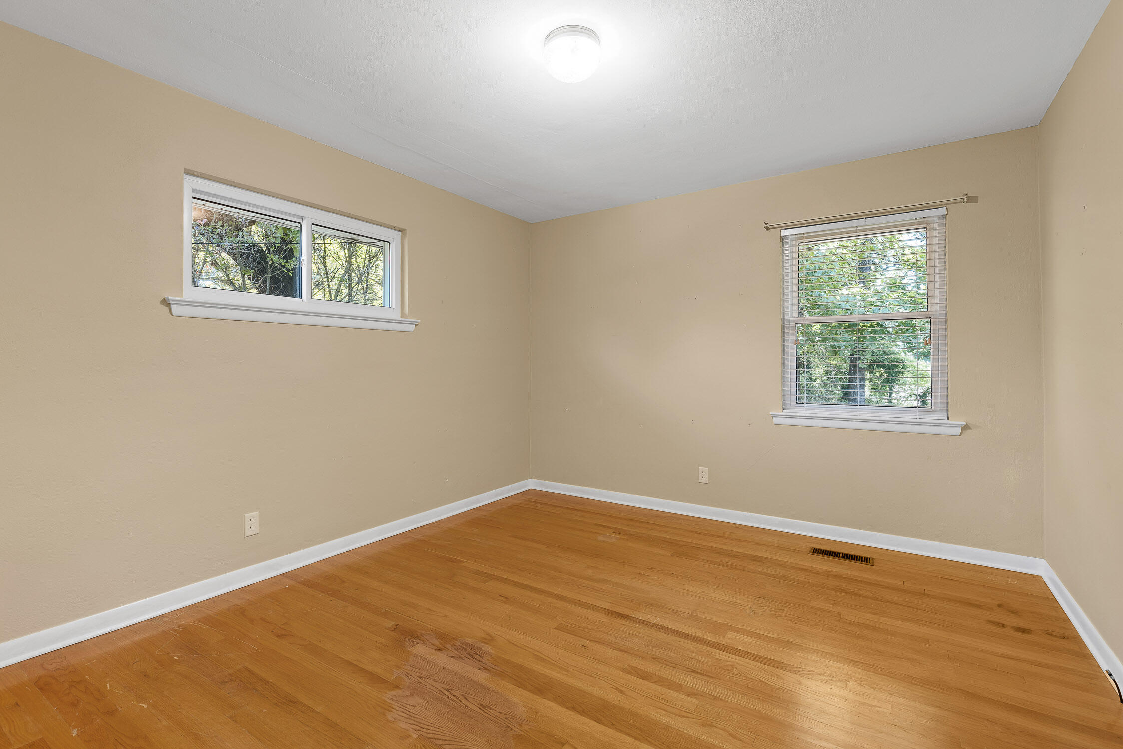 528 Randall Street