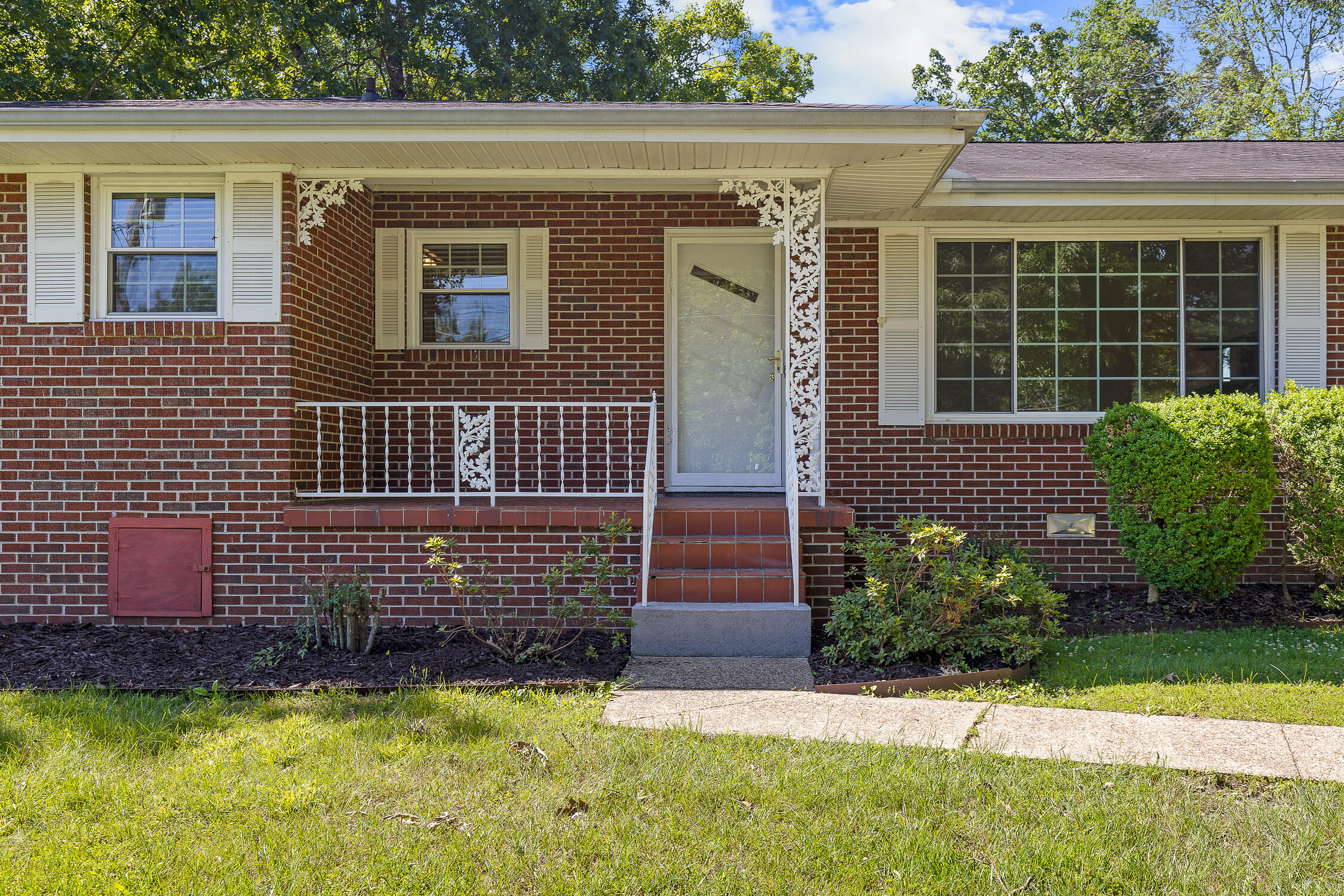 528 Randall Street