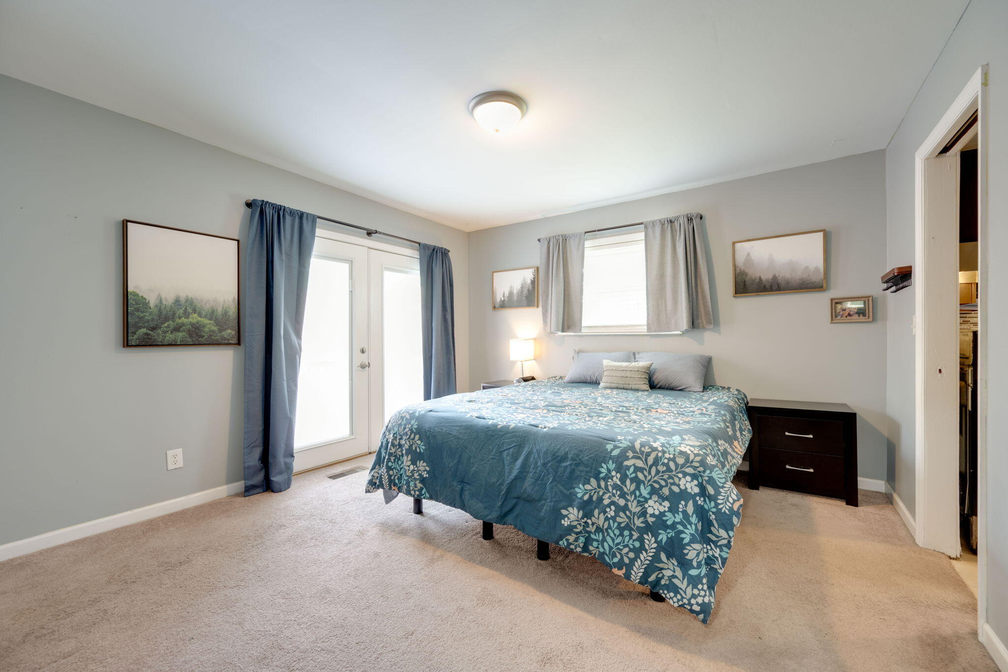 3857 Fairfax Drive