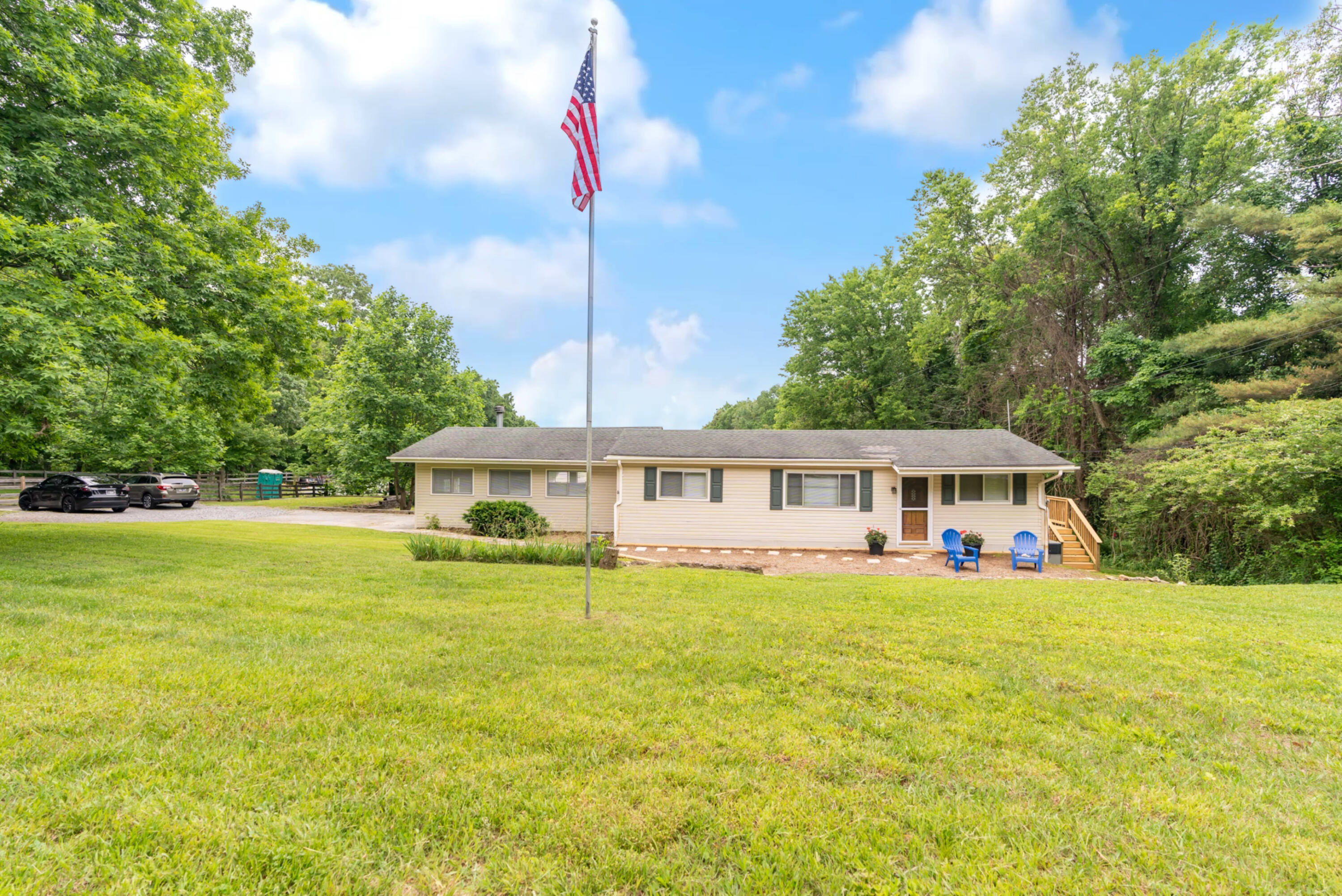 2402 Corral Road