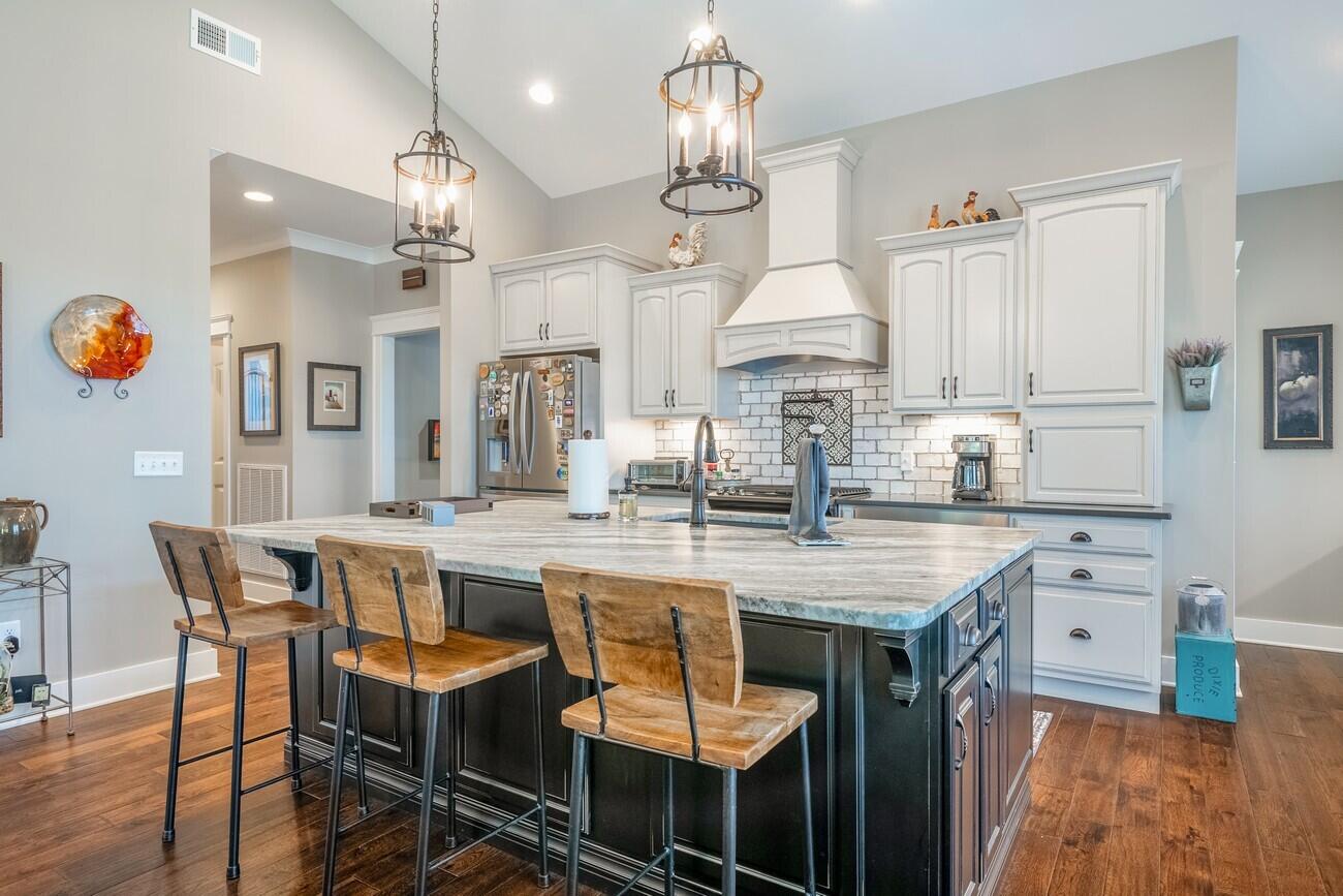 3015 Cherokee Valley Road