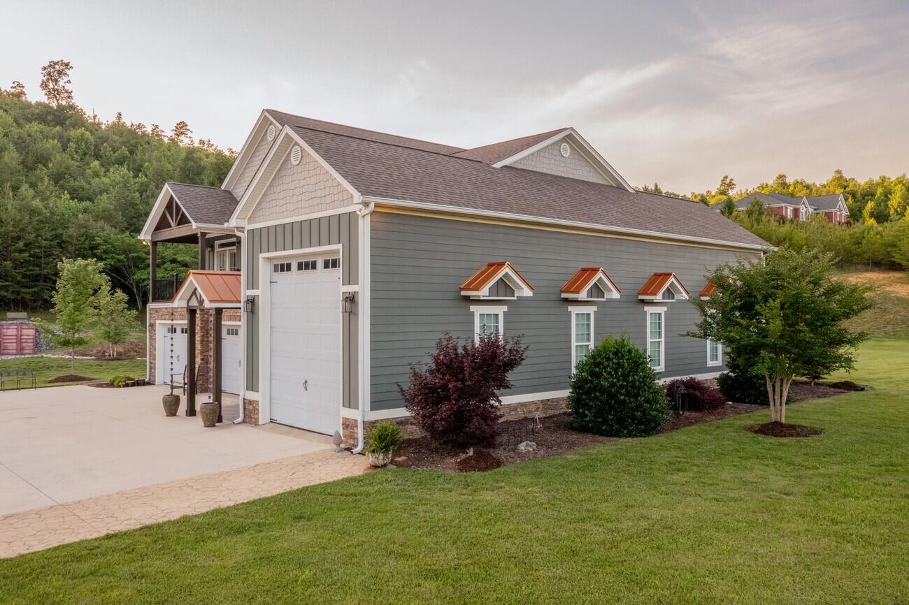 3015 Cherokee Valley Road