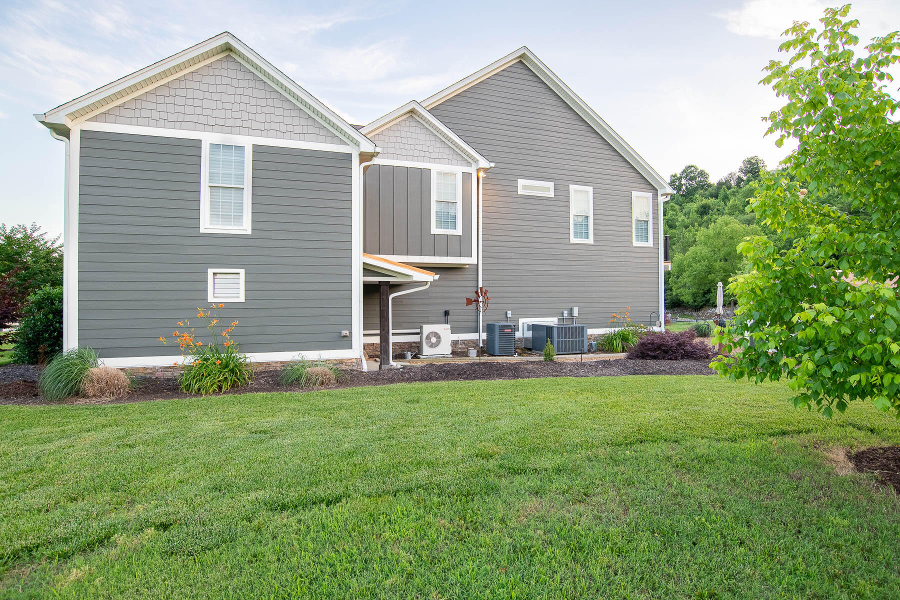 3015 Cherokee Valley Road