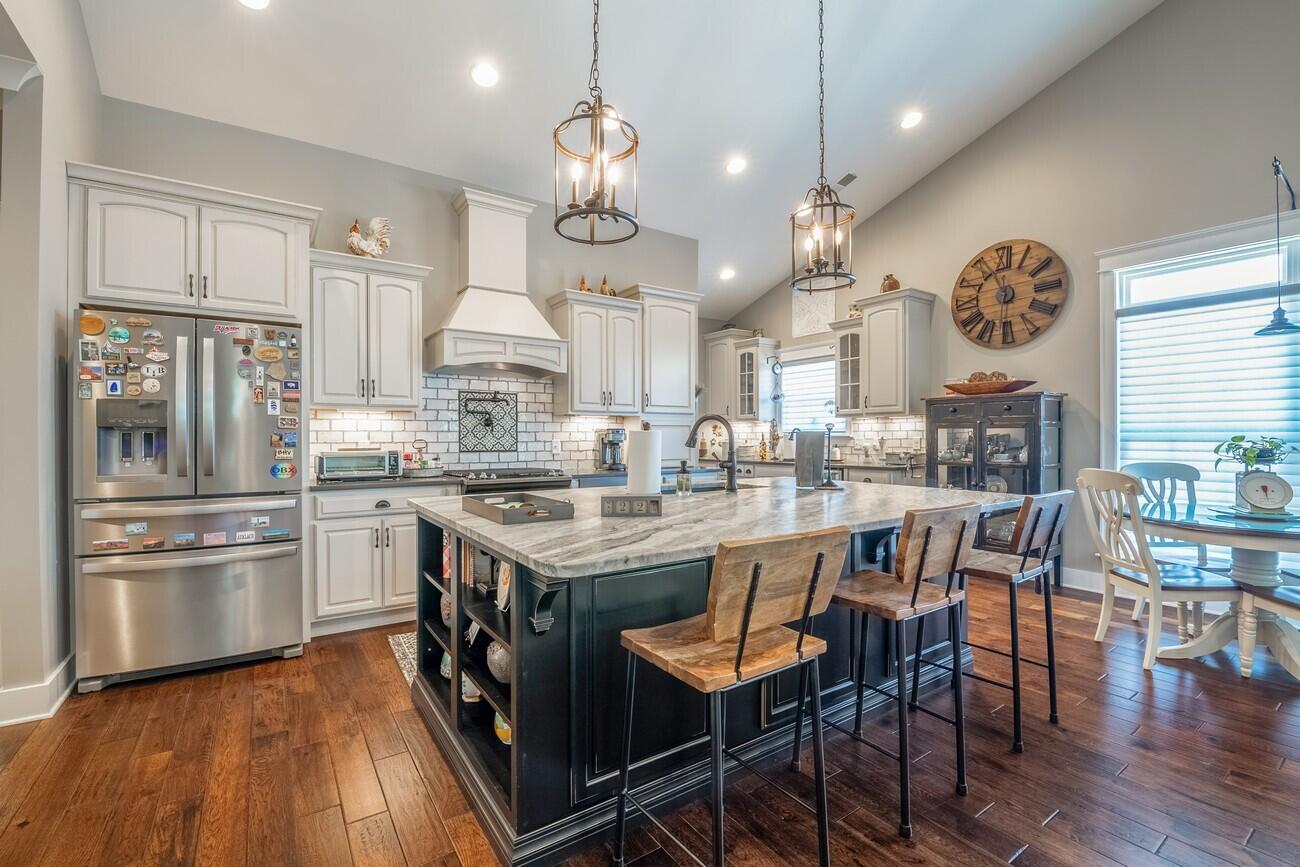 3015 Cherokee Valley Road